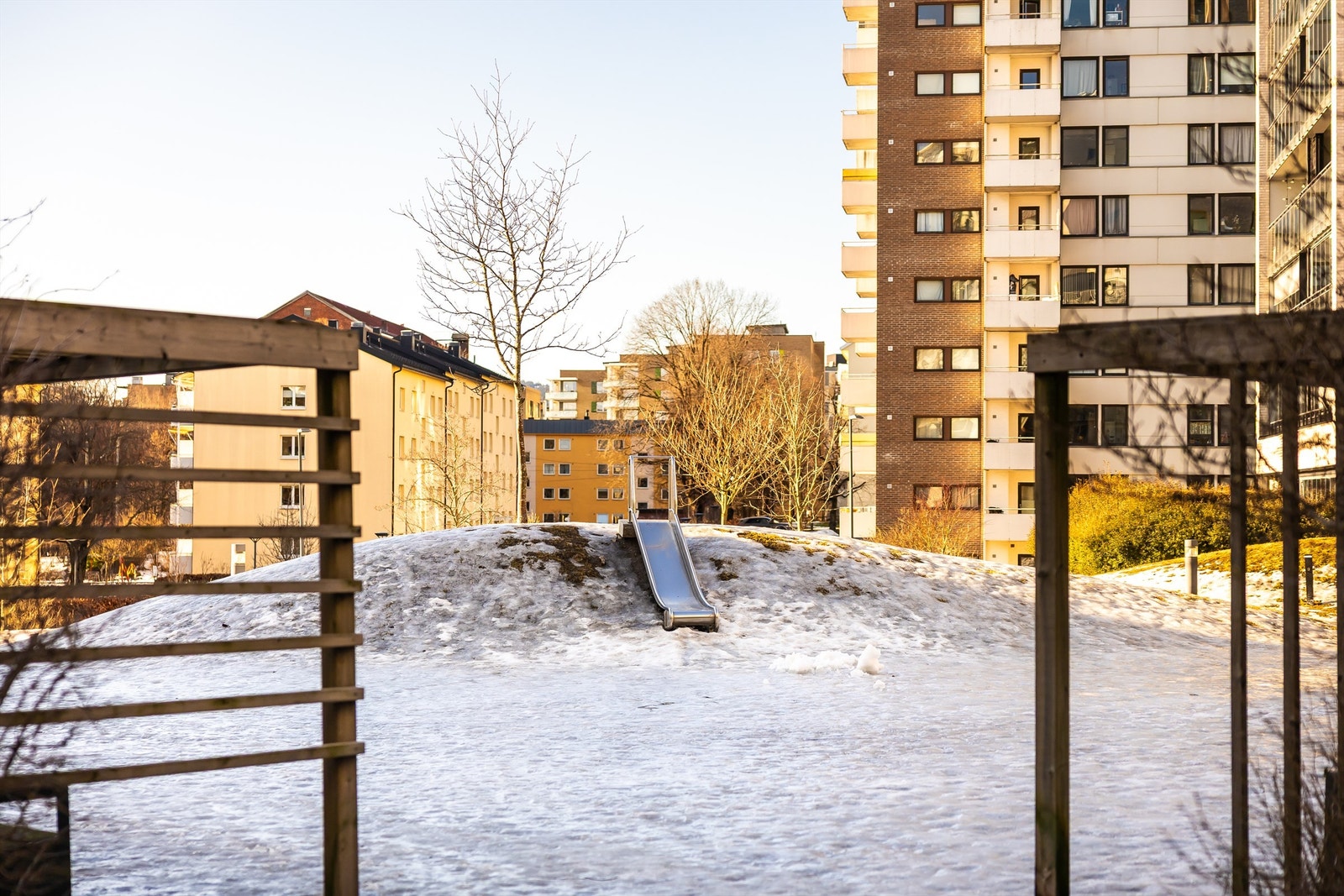Sameiet har fine opparbeidede fellesarealer som kan benyttes av beboerne. Galleribilde