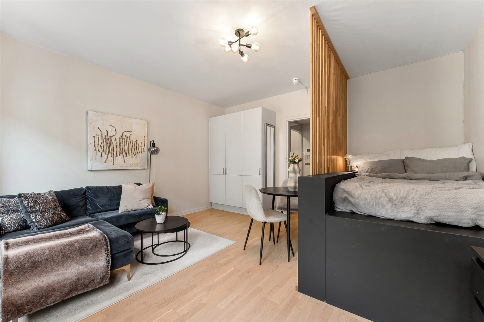 A-konto varmtvann og fyring + internett er inkl i felleskostnader. Galleribilde