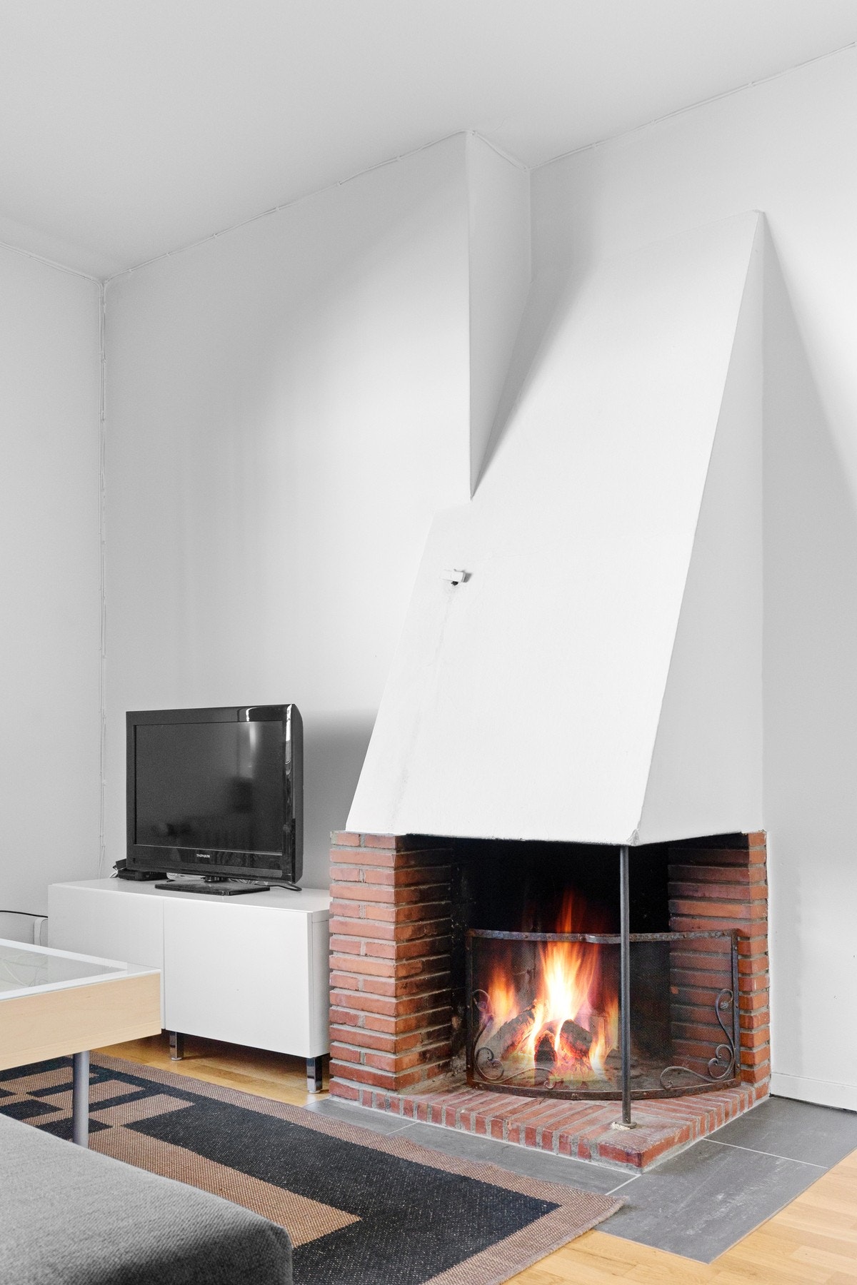 Peis i stuen Galleribilde