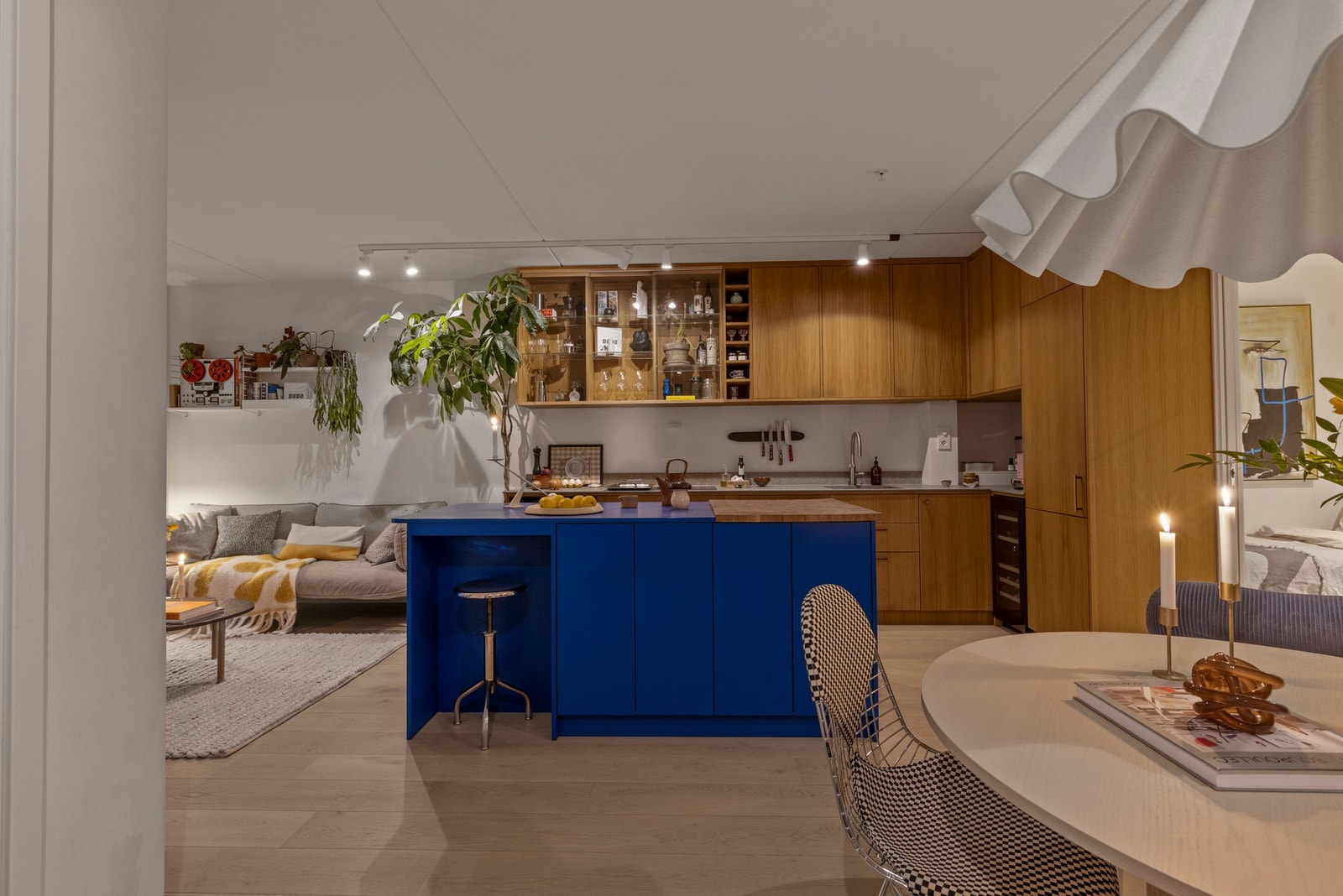 Velkommen til Kirkegårdsgata 14A - presentert av Synne Vang v. PrivatMegleren Komplett. Galleribilde