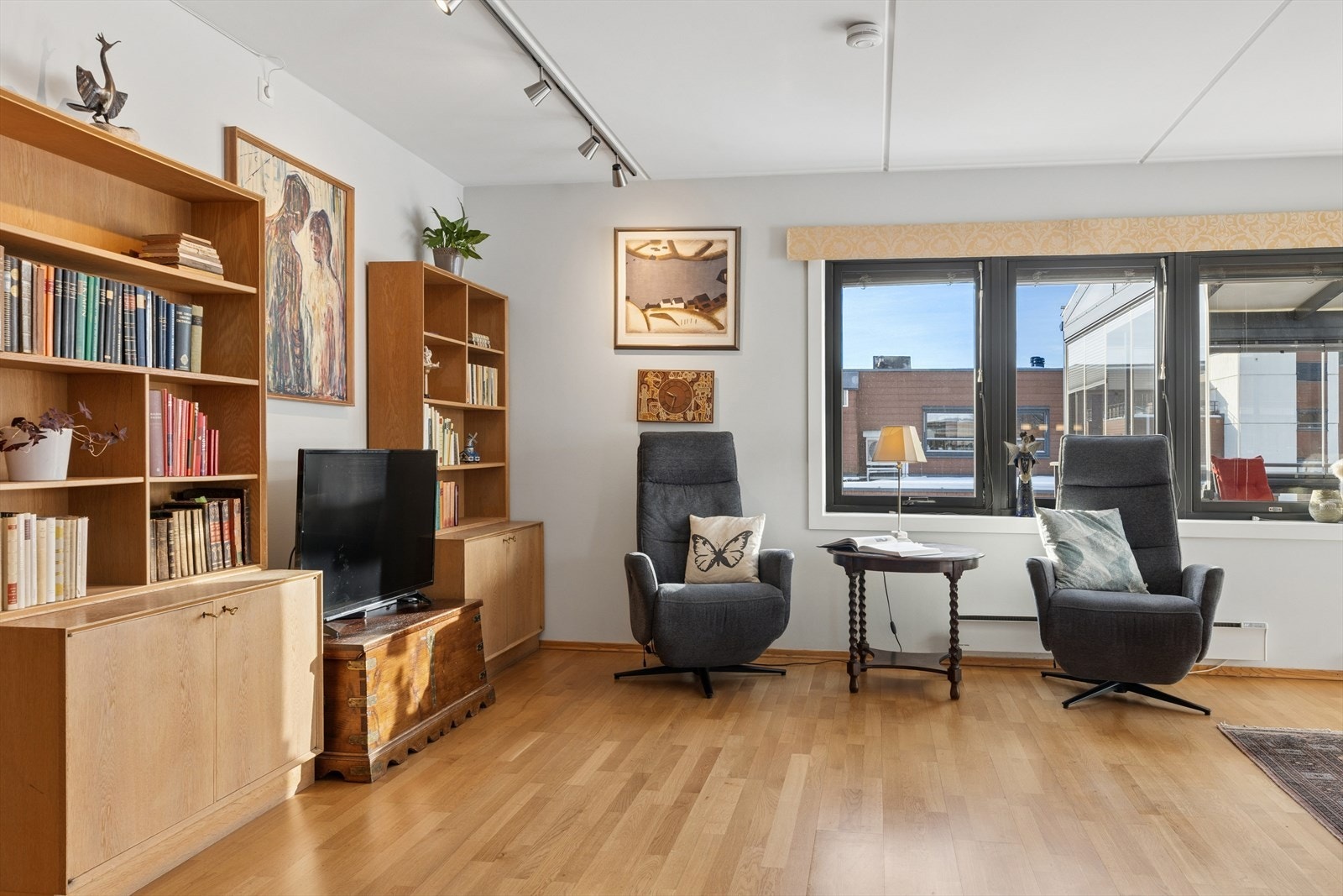 En egen krok gir en naturlig plassering for TV-stue eller lesehjørne. Galleribilde