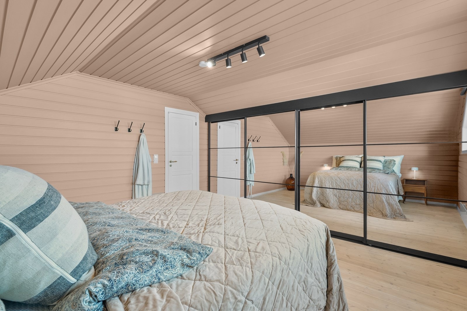 Rom benyttet som soverom. (Ikke godkjent som rom for varig opphold) Galleribilde