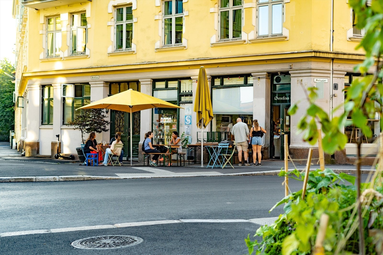 Av lokale godbiter kan Perla bar, Vespa og Humla og Babbo Collective Øvrefoss nevnes Galleribilde
