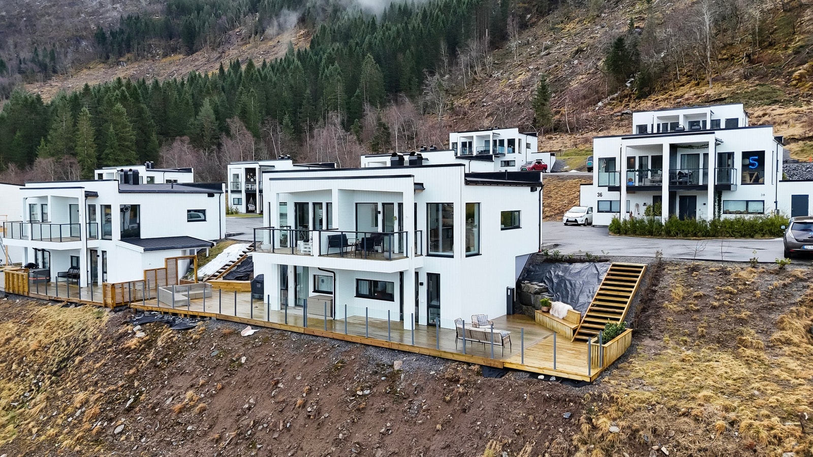 Velkommen til Speidarvegen 16 - en nyere tomannsbolig med høy standard! Galleribilde