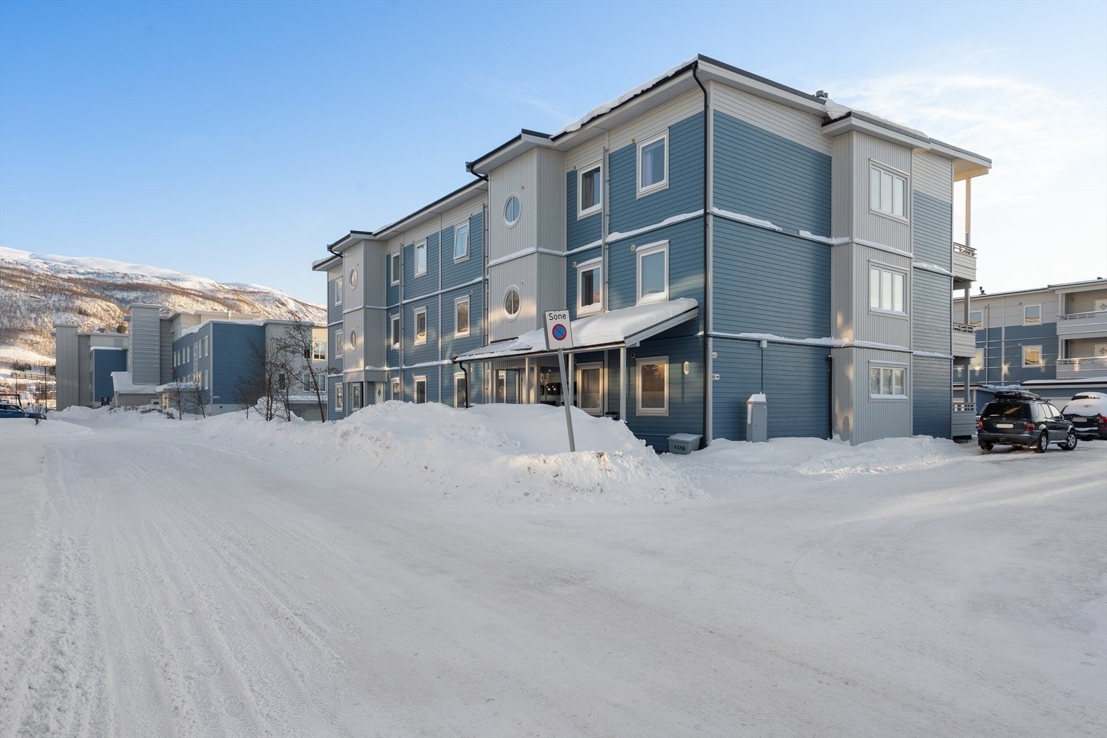 Dette er en lys og trivelig 3-roms andelsleilighet med en sørvendt terrasse. Galleribilde