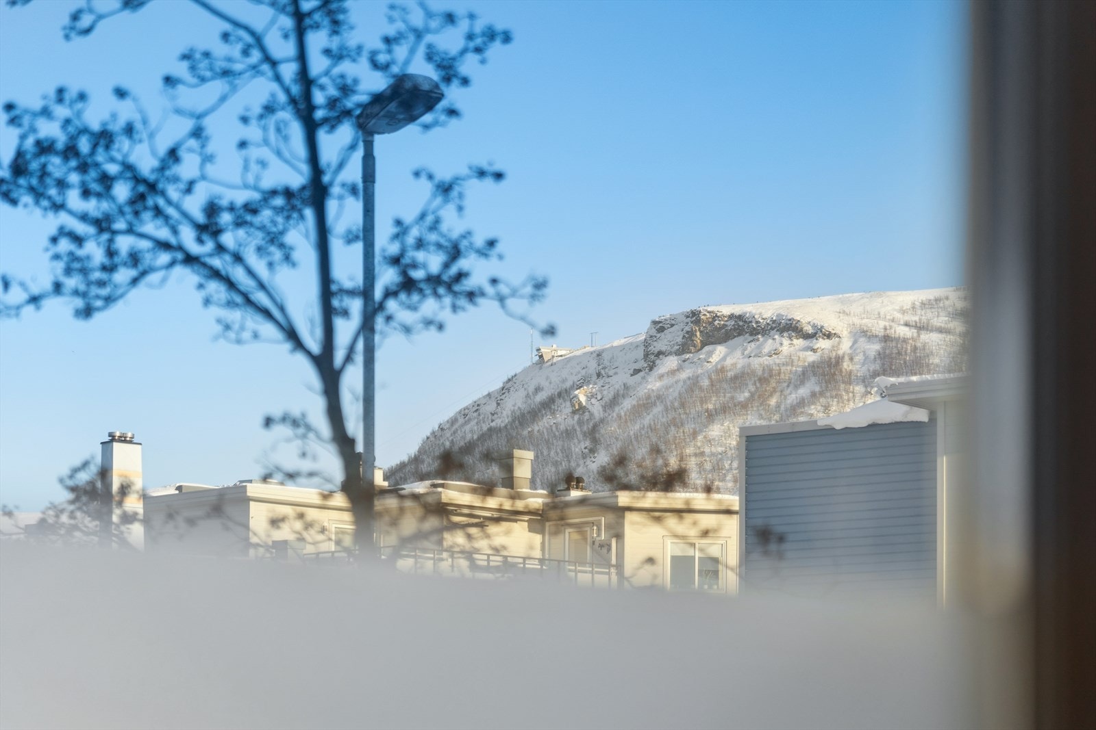 Leiligheten er del av et veldrevet borettslag med sikringsordning, som gir en trygg hverdag. Galleribilde