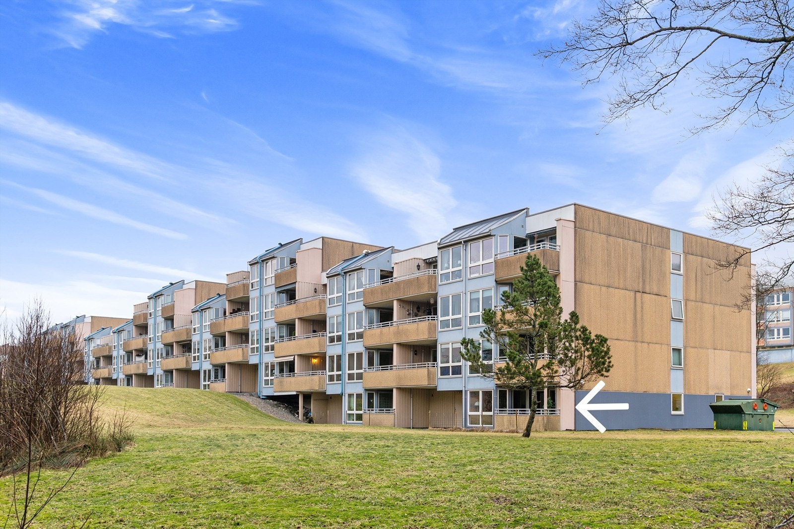 - Nydelig beliggenhet innad i borettslaget som eneste leilighet på bakkeplan i denne oppgangen med skog og flott natur i front - Galleribilde