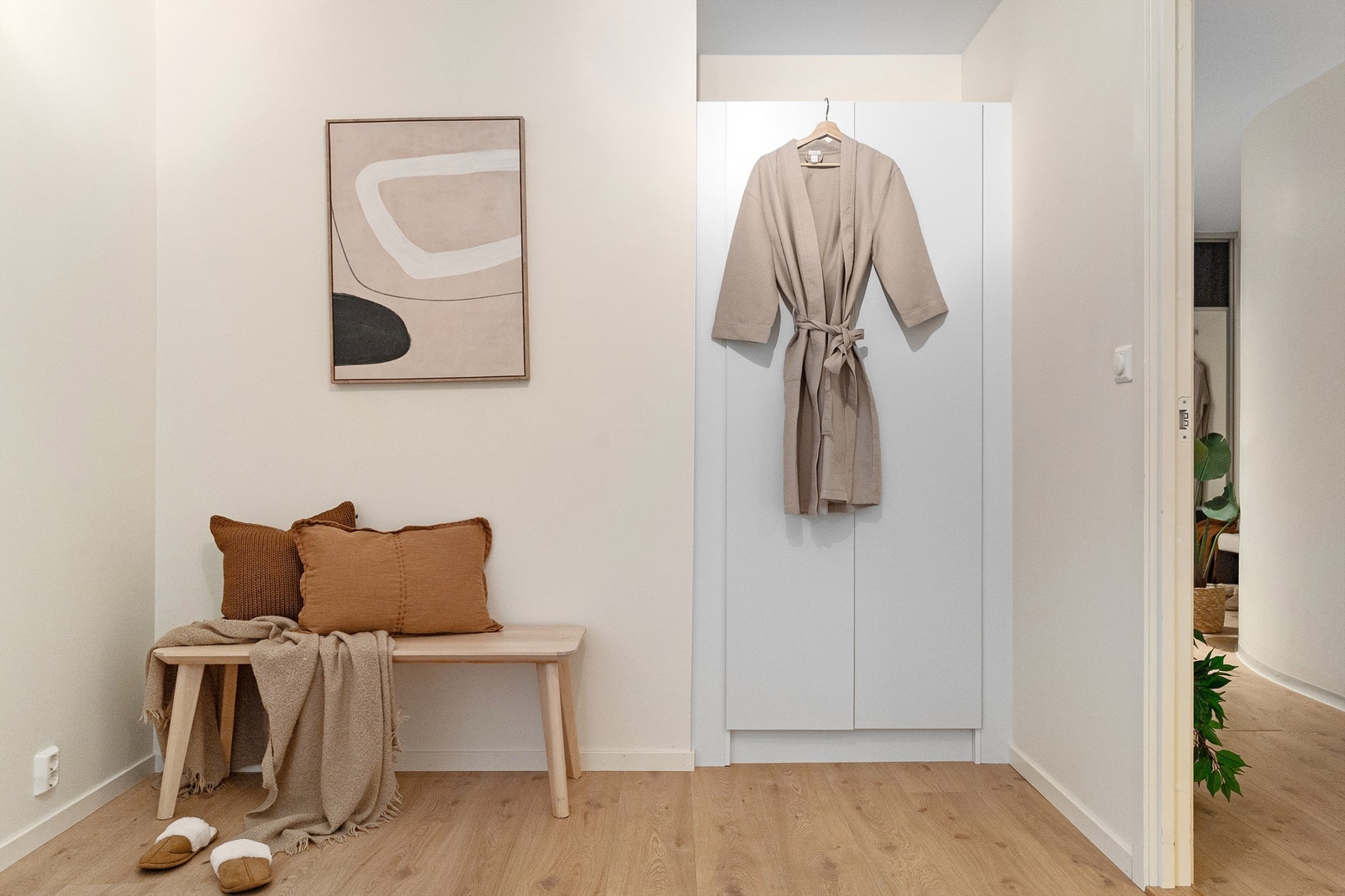 - Innredet med garderobeskap - Galleribilde