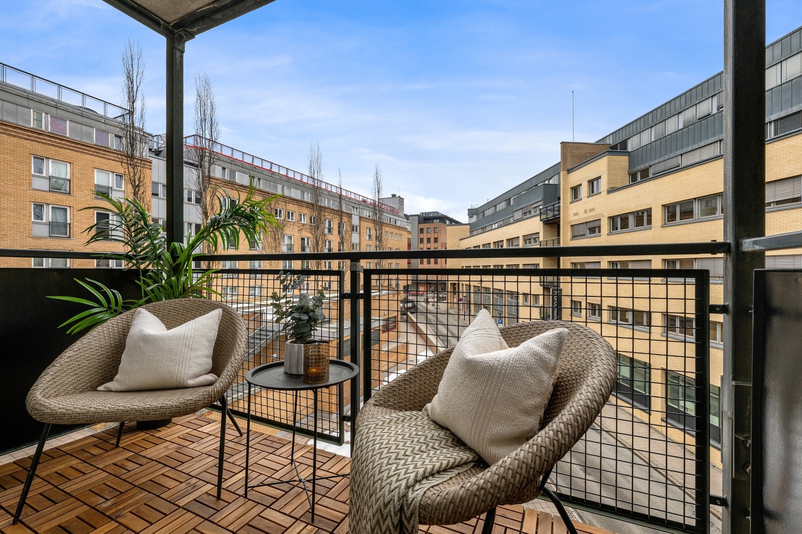 Leiligheten har en flott nordvest-vendt balkong på ca. 4 kvm. Galleribilde