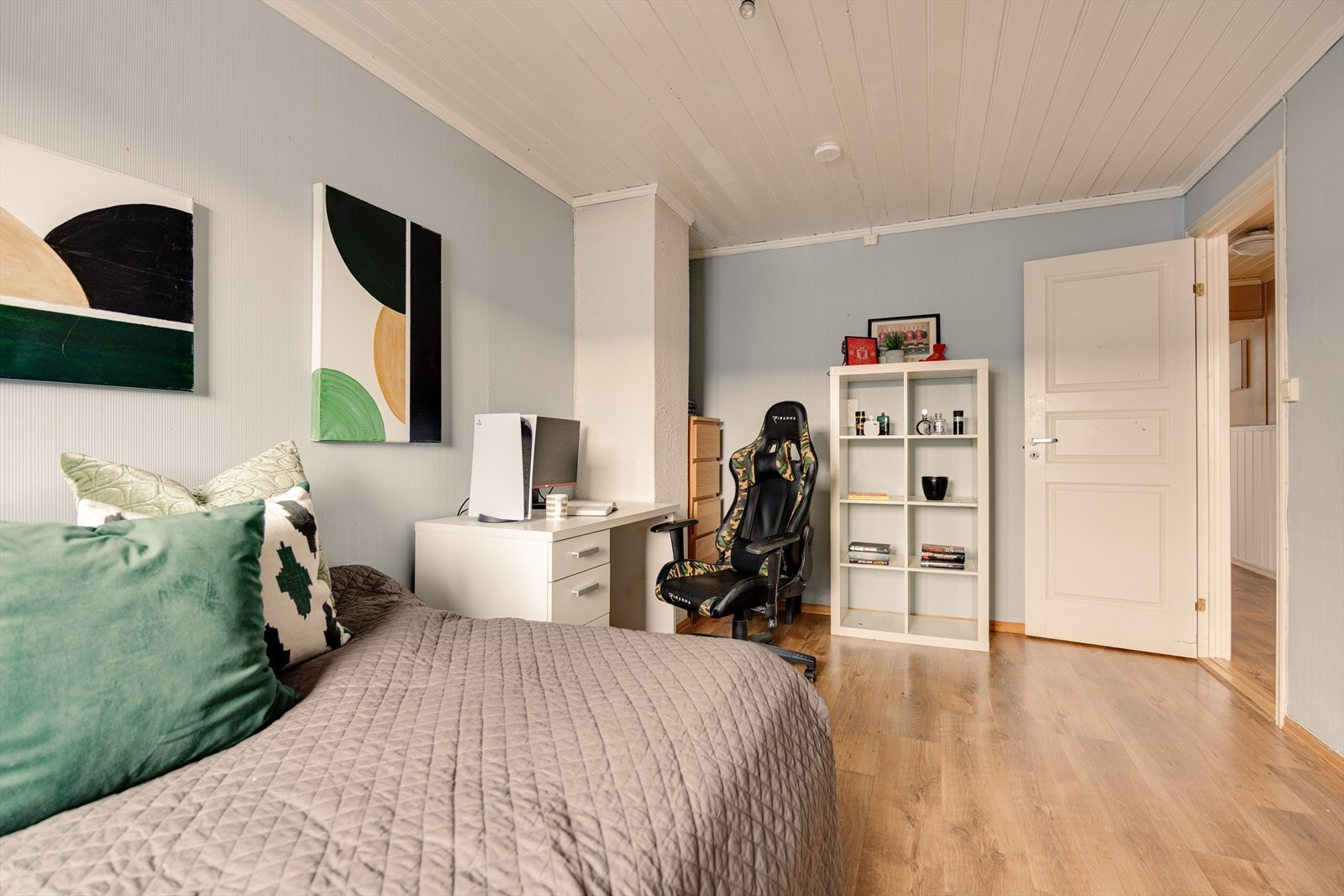 Her kan ungdommen ha sitt eget tilfluktsrom når de er passe leie av voksen maset. Galleribilde