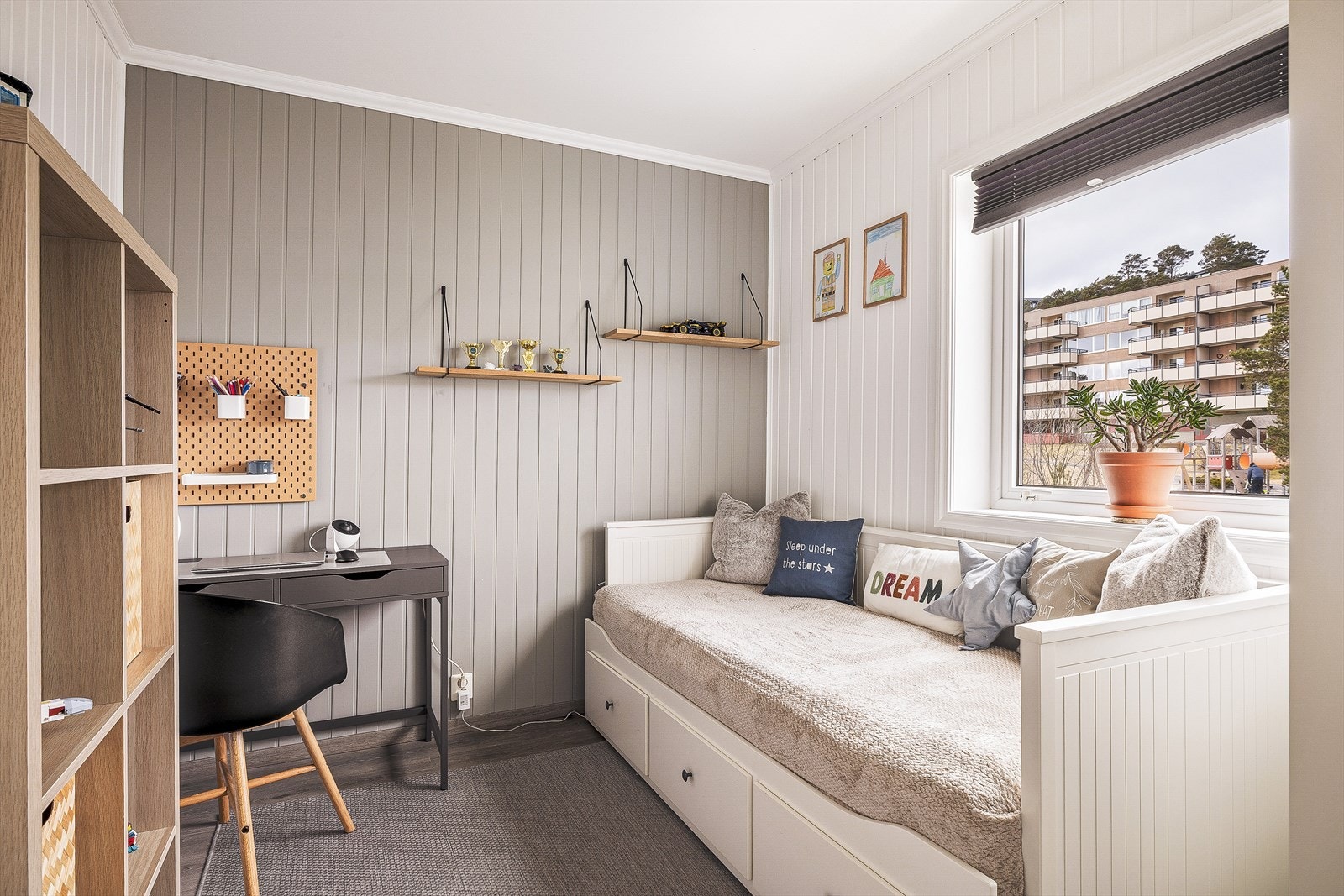 Soverom nr. 2 Galleribilde