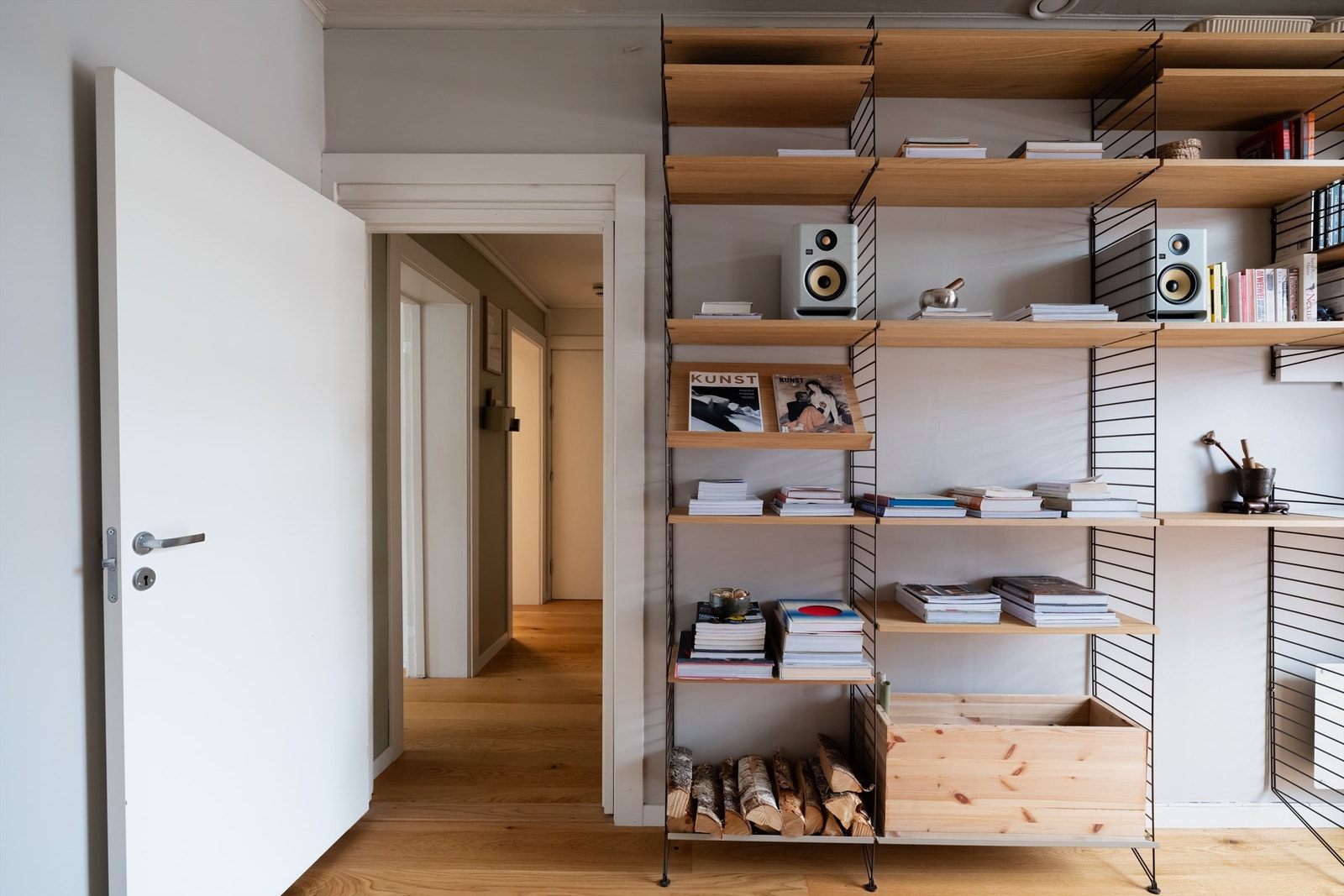 Soverom 2 brukes i dag som kontor og kan innredes etter ønske og behov. Galleribilde