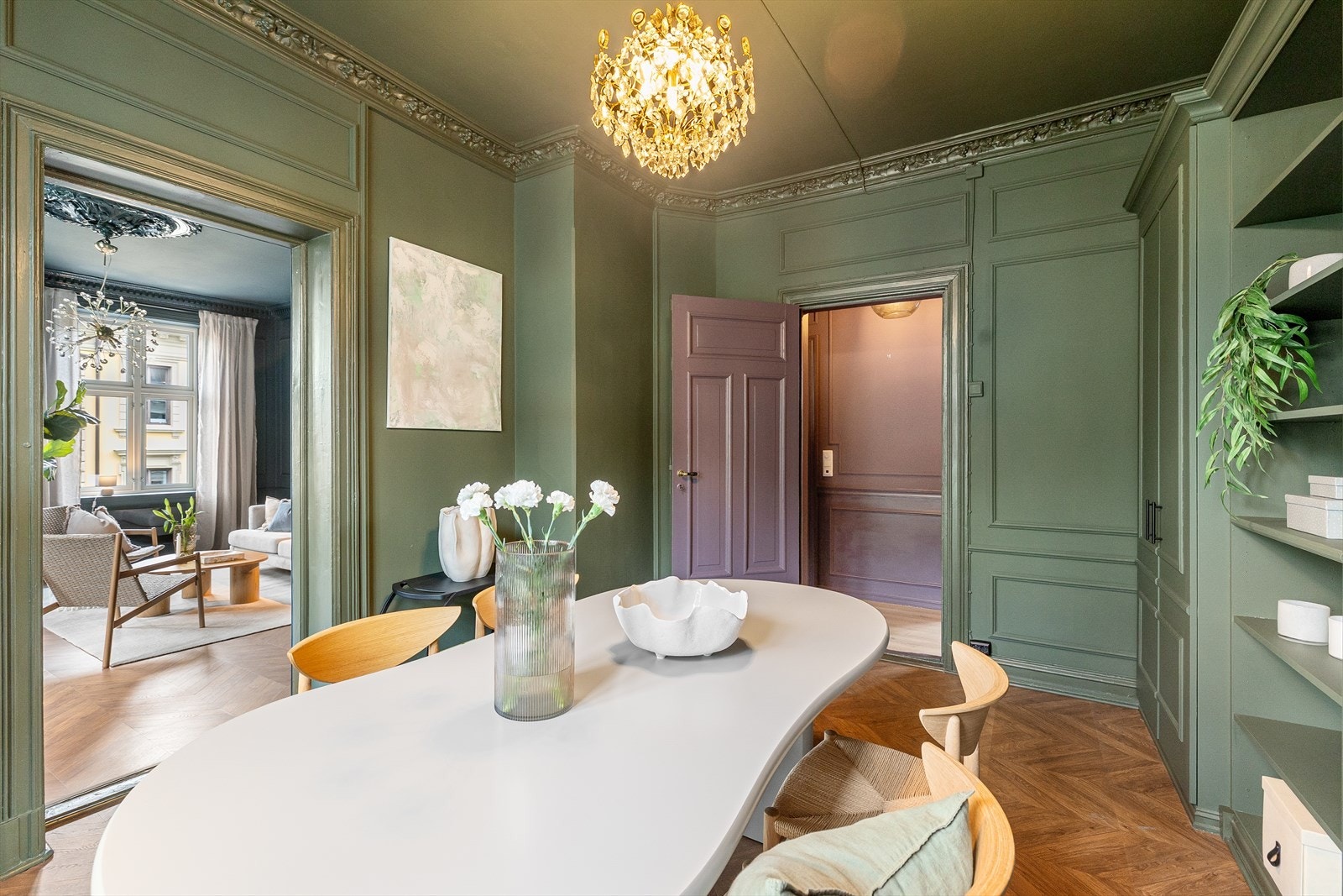 Et perfekt rom for hyggelige sammenkomster med venner og familie. Galleribilde