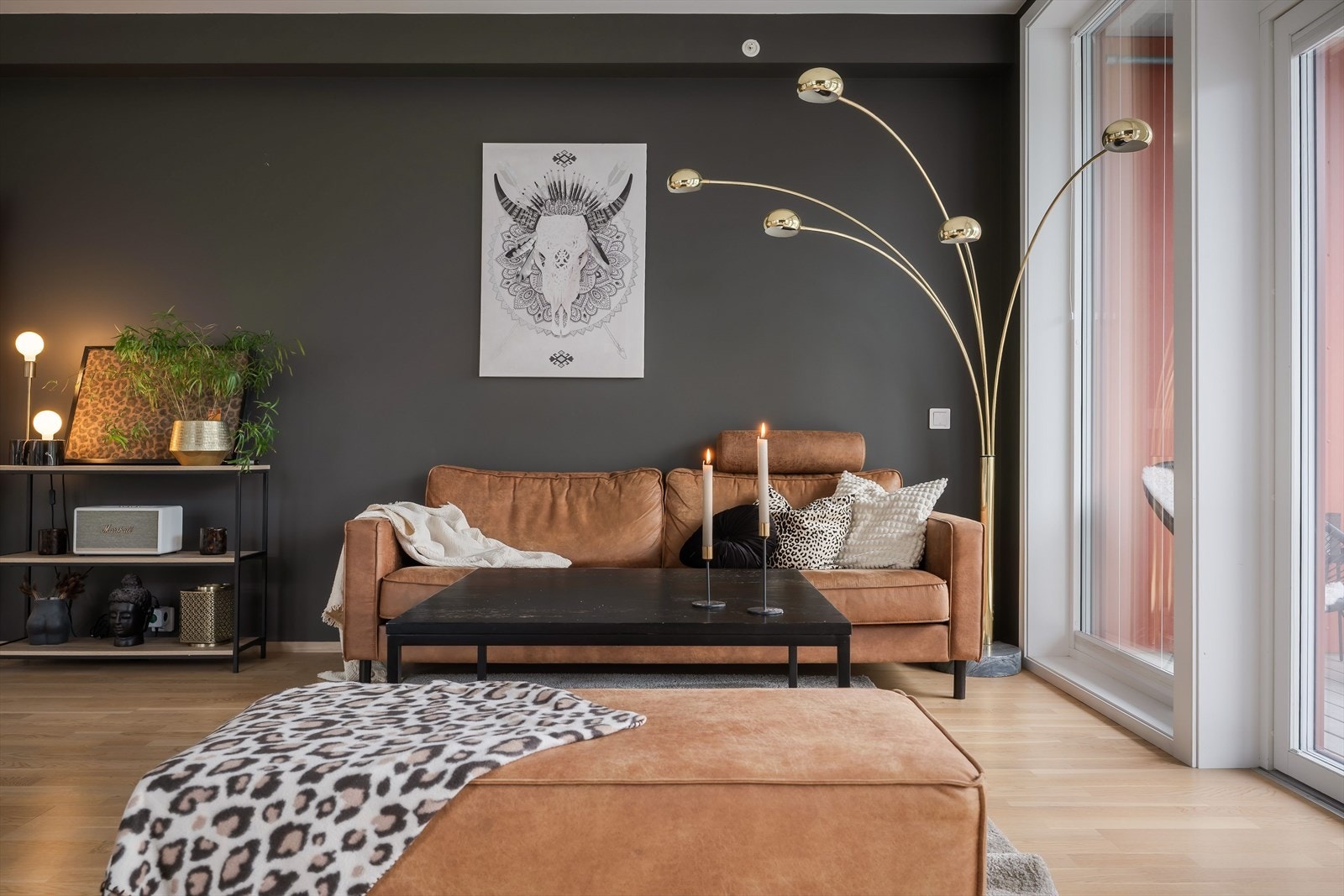 Proaktiv Eiendomsmegling ved Kristoffer Menne har den store gleden av å presentere Ladeveien 15! Galleribilde