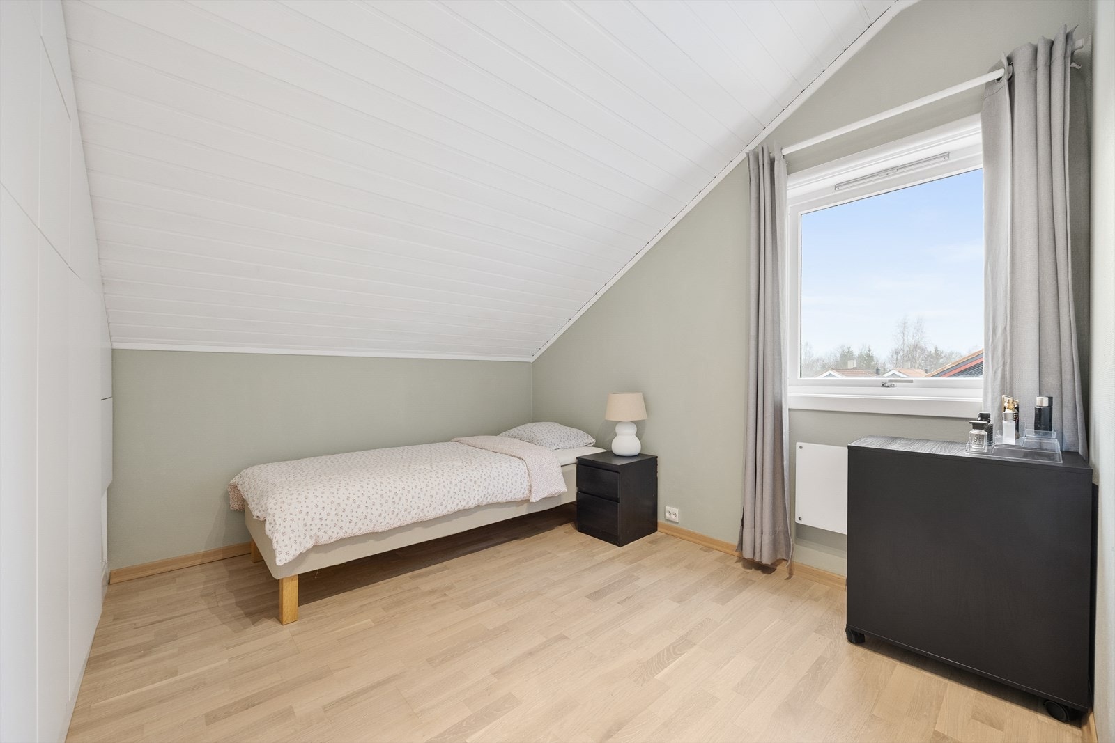 Det tredje soverommet egner seg godt som barnerom, gjesterom eller kontor. Galleribilde