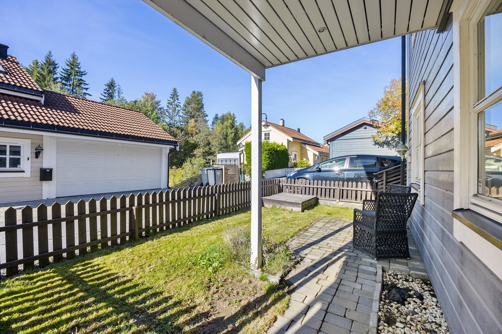 Nabolaget byr på umiddelbar nærhet til marka med flotte turmuligheter. Galleribilde