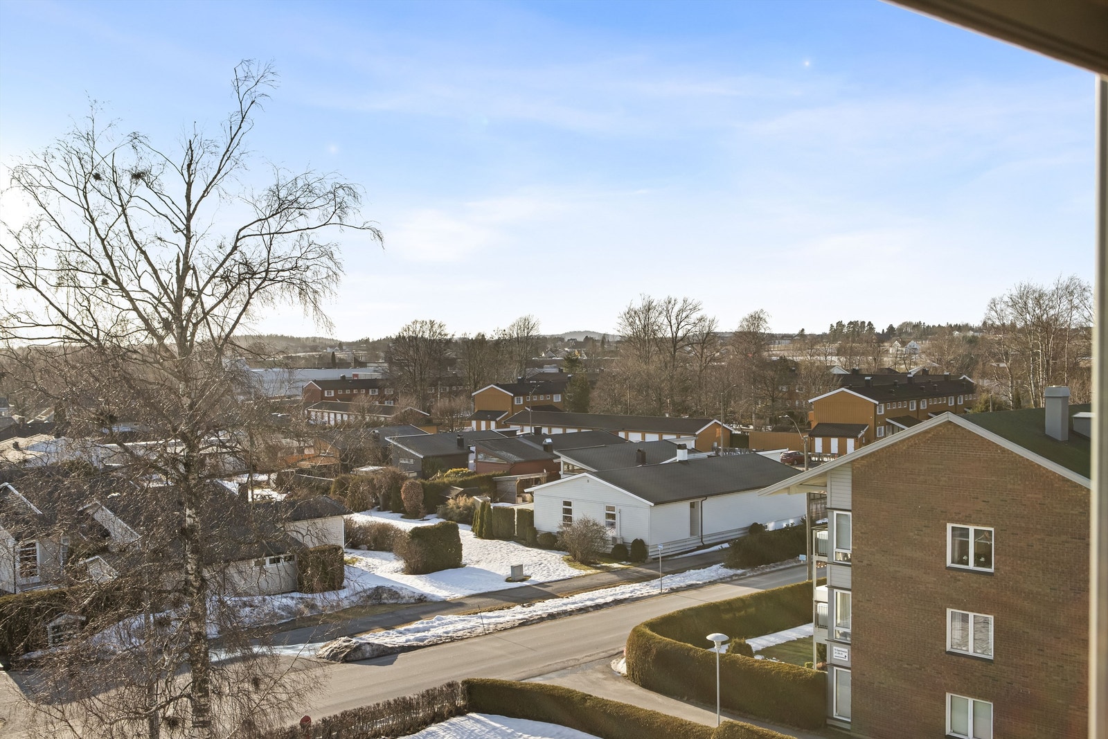 Her får du rikelig med både sol og flott utsyn over området. Galleribilde