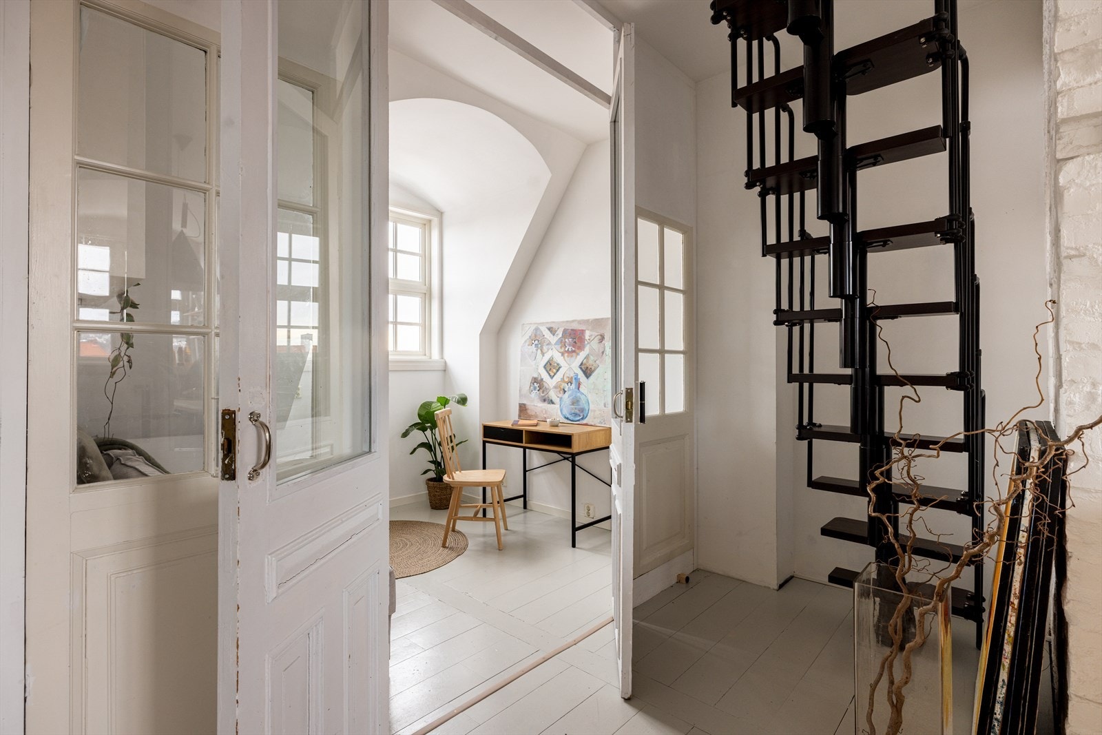 Detaljer | Soverom sett fra entré/kjøkken. Galleribilde