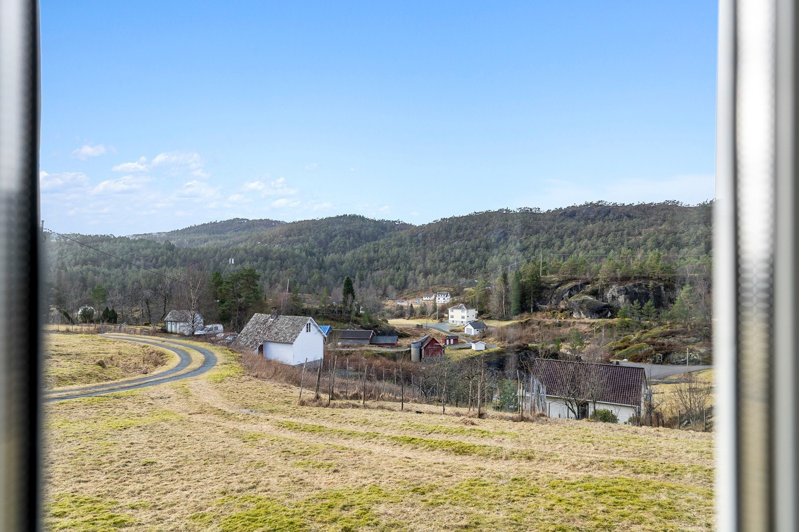 Fin utsikt fra stue Galleribilde