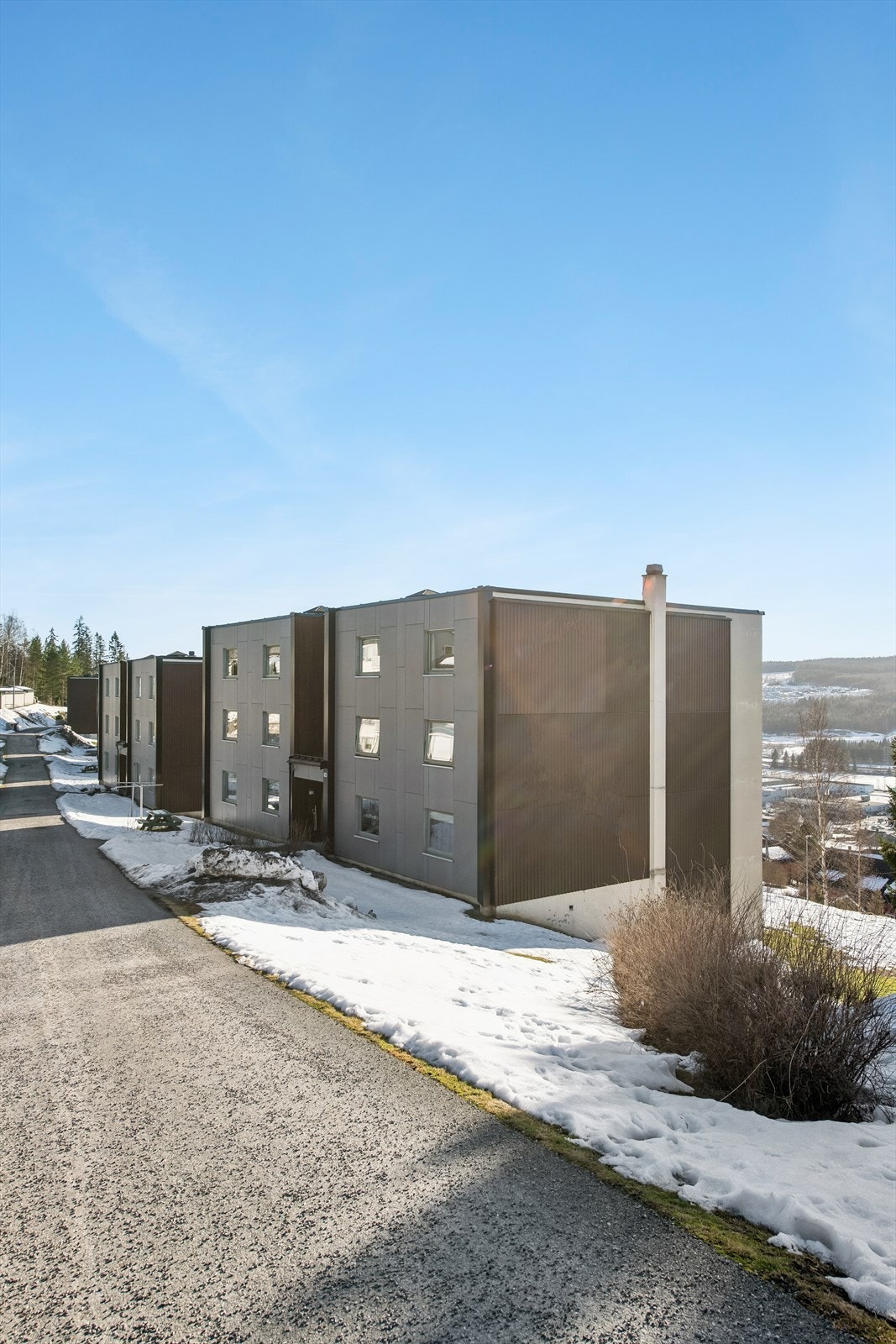 Borettslaget har nylig renovert fasadene på blokkene. Galleribilde