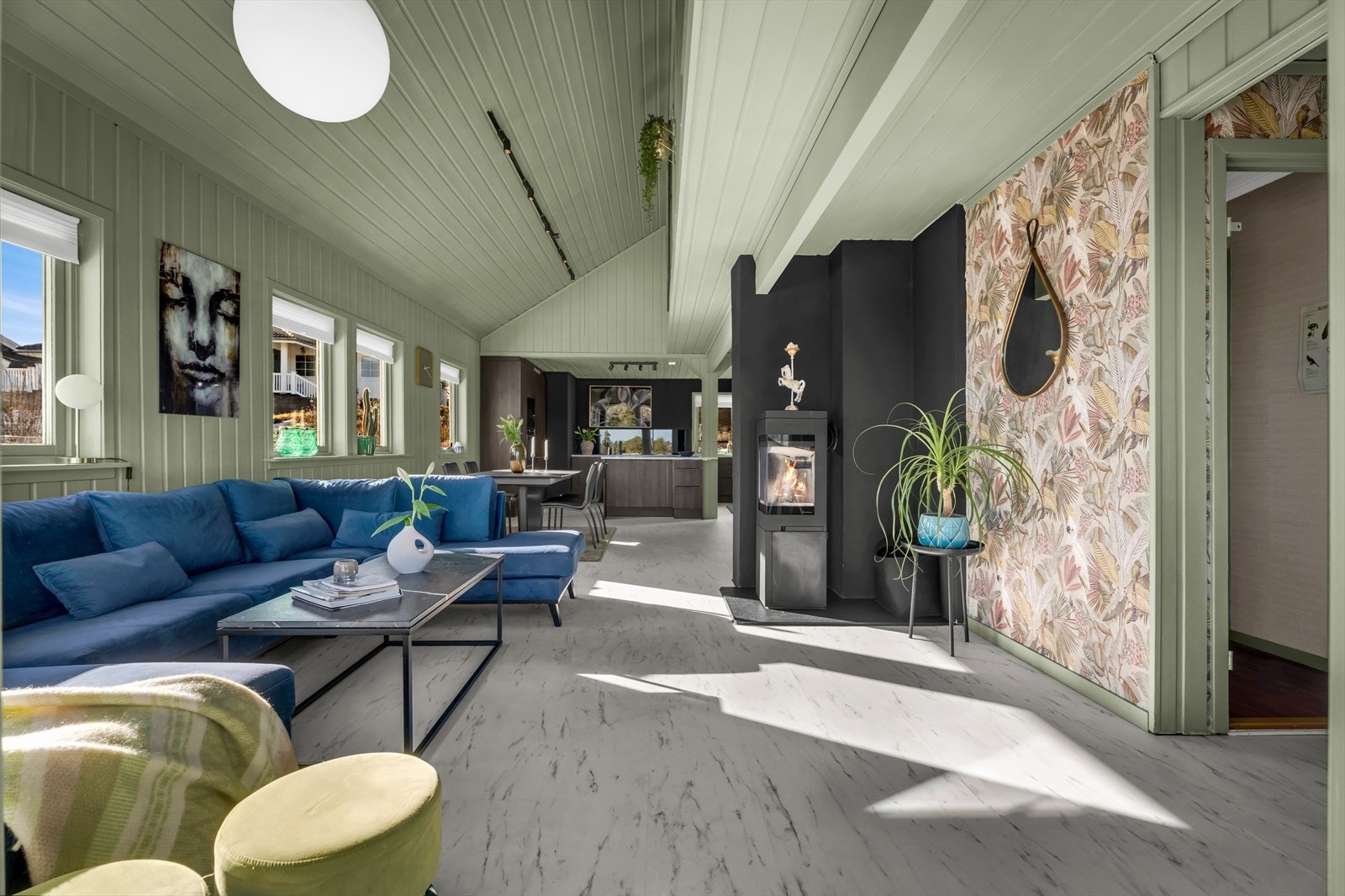 En gjennomgående og helhetlig stil preger oppholdsrommene. Galleribilde