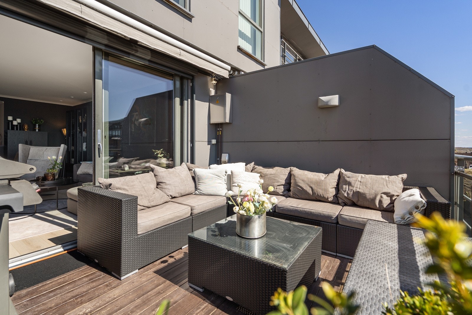 Balkongen i toppetasjen som vender mot syd - Meget solrik Galleribilde