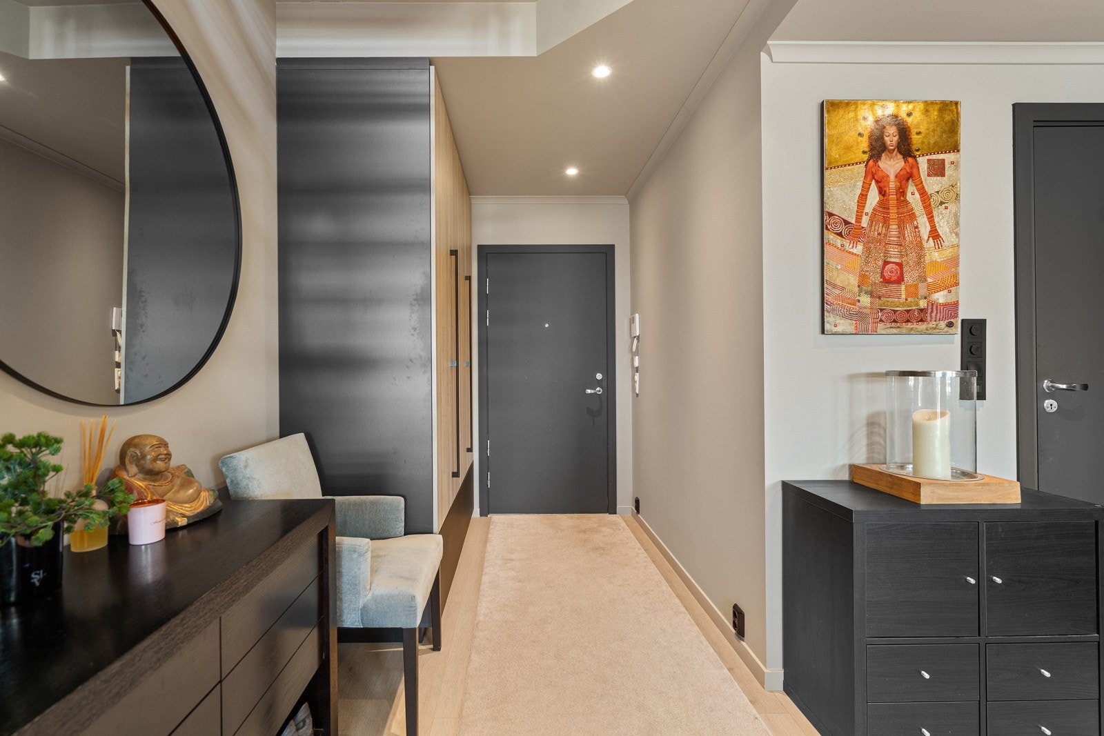 Her er det plassbygget garderobe fra Schmidt Galleribilde