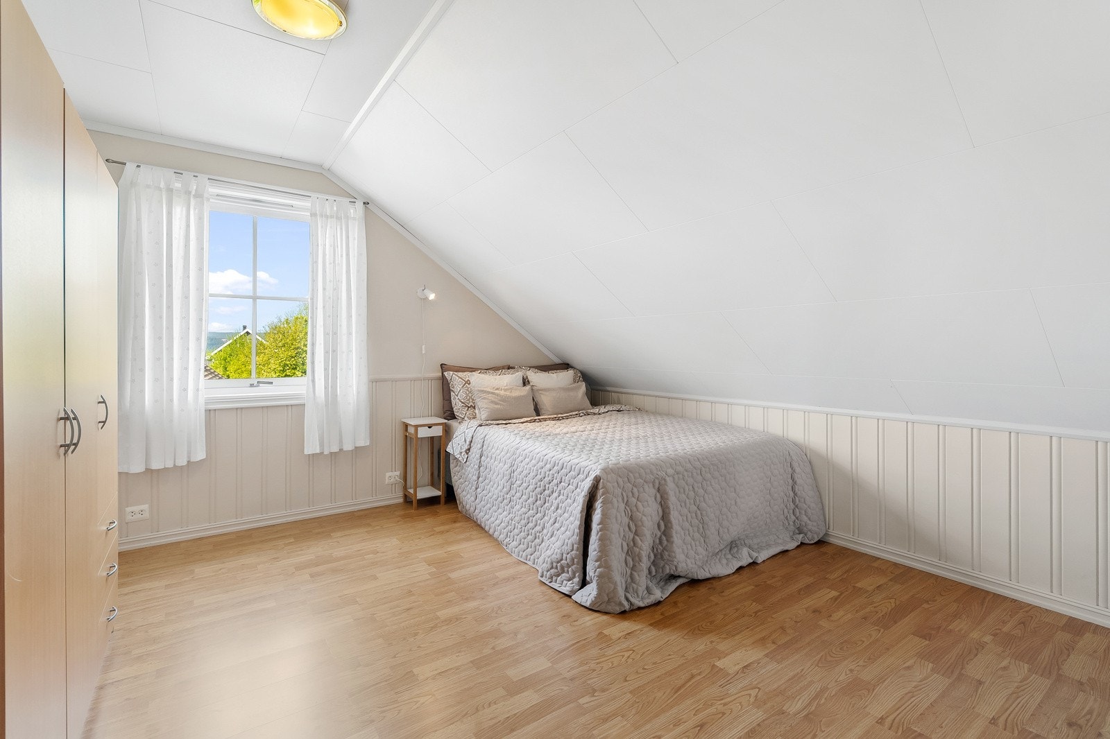 Soverom nr 2. Galleribilde