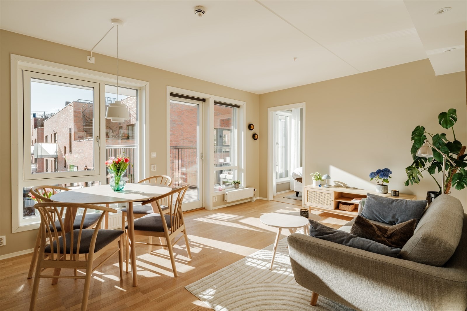 Leiligheten ble ferdigstilt i 2017, noe som gjenspeiles i standarden Galleribilde