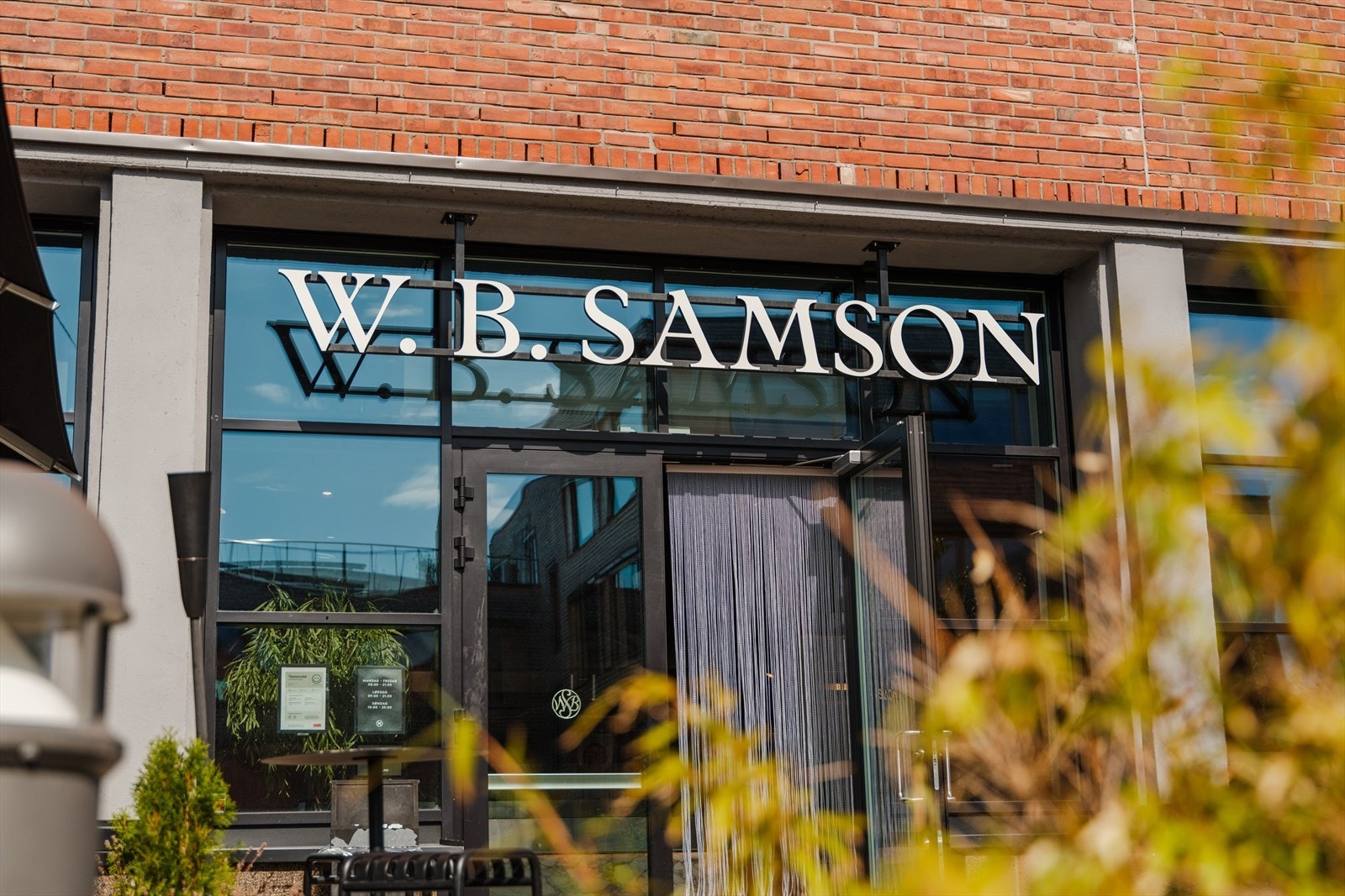På W.B. Samson møter du en lett og trivelig atmosfære med ferske bakervarer til helgekosen, i tillegg til italiensk pizza Galleribilde