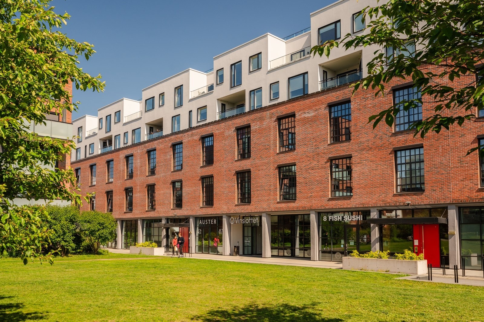 Umiddelbar nærhet til fine grøntområder, servicetilbud og kollektivtransport Galleribilde