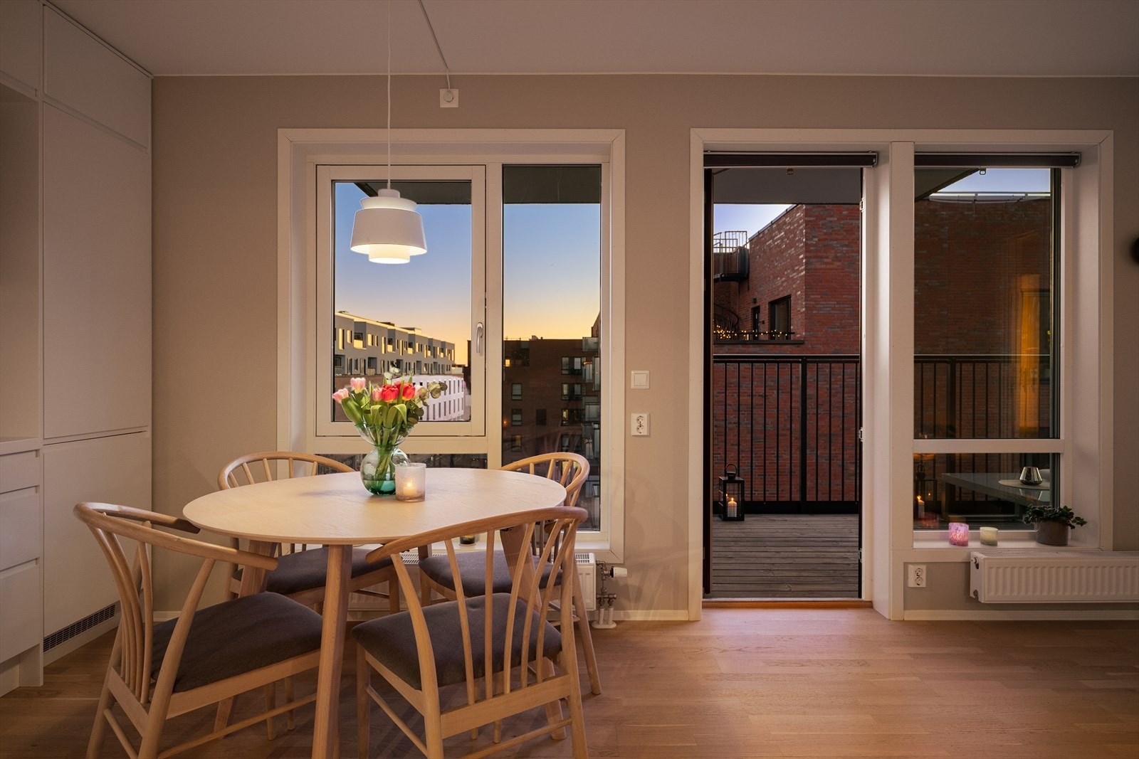 Leiligheten har balansert ventilasjon og vannbåren radiatorvarme Galleribilde