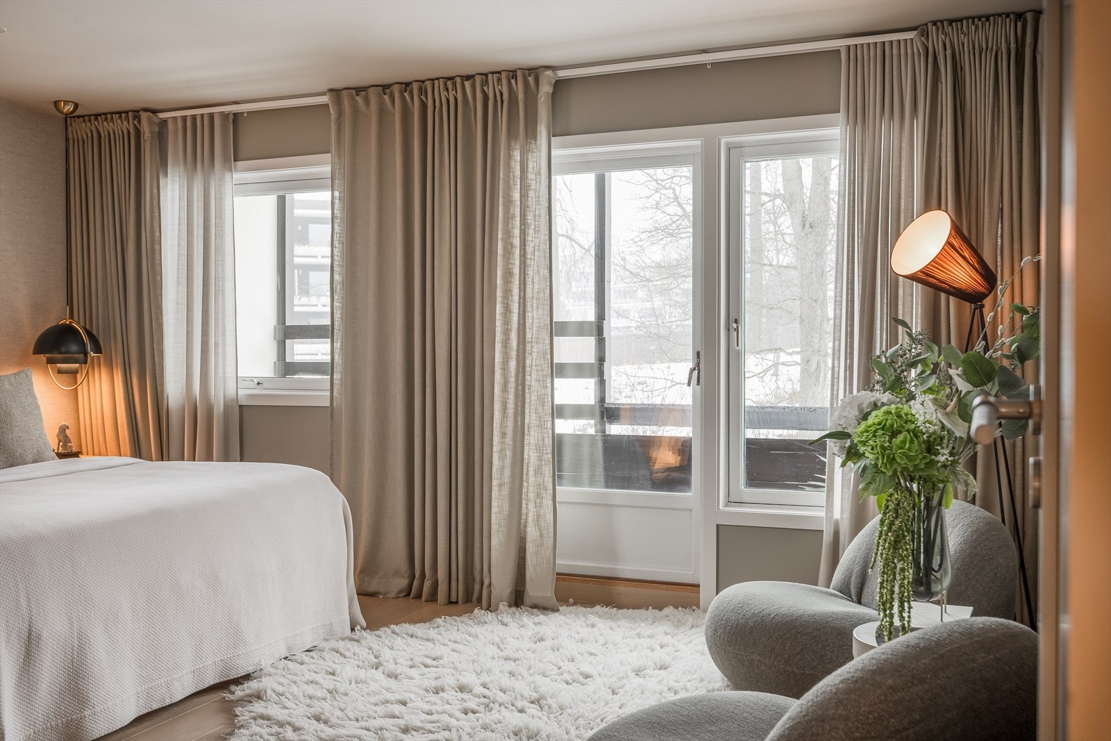 Hovedsoverommet har også direkte utgang til egen terrasse. Galleribilde