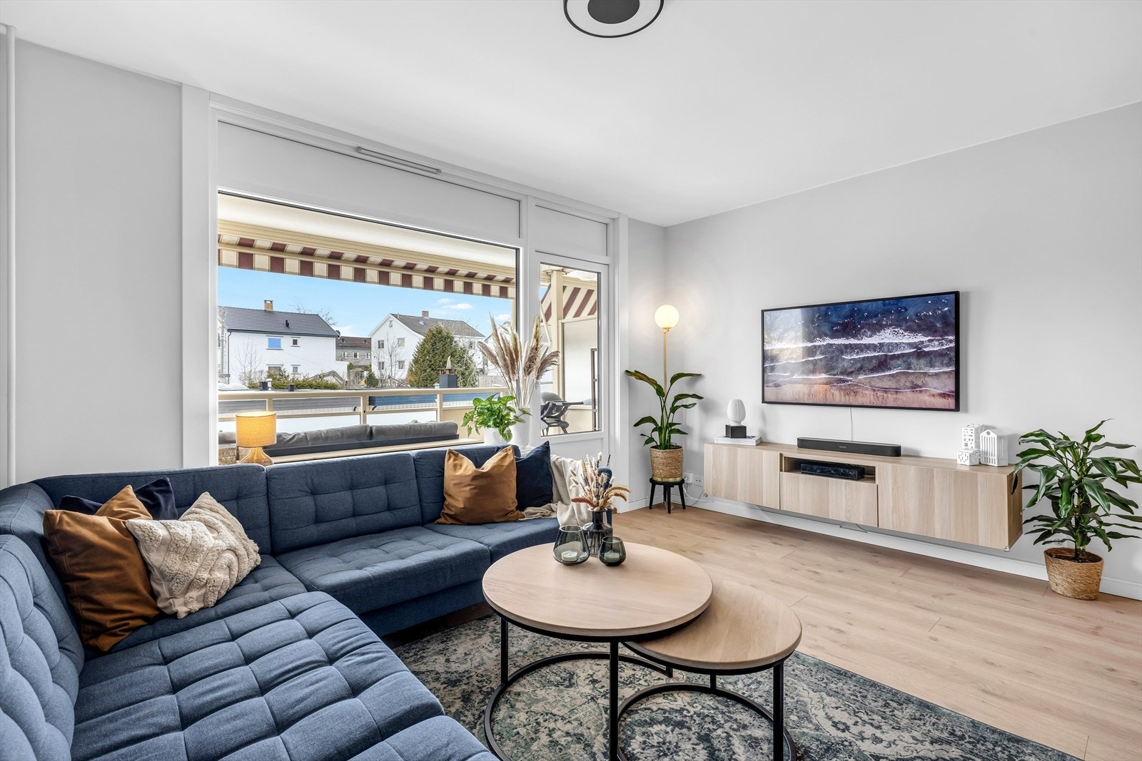 Vinduer og balkongskyvedør ble skiftet i regi av borettslaget i 2025. Galleribilde