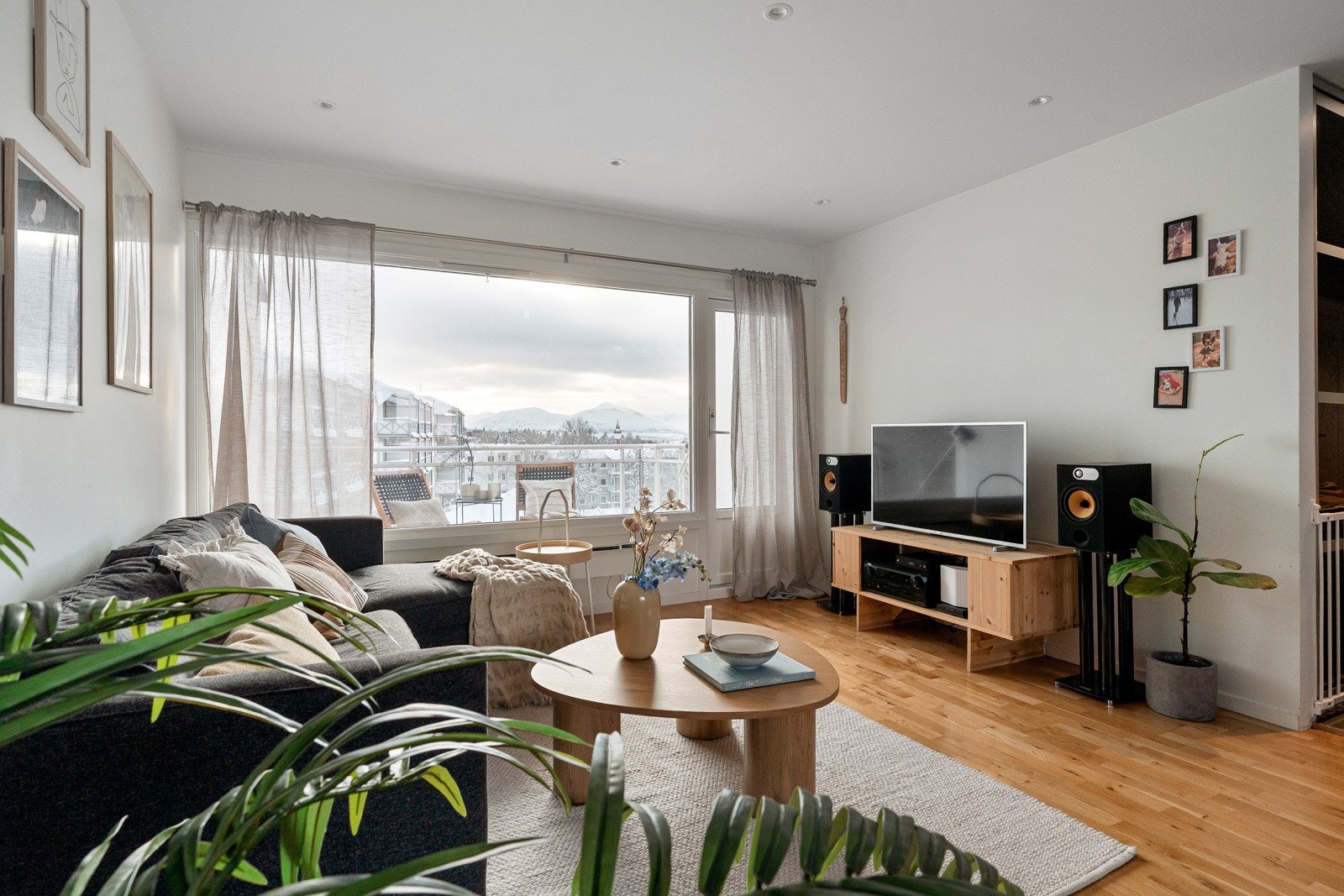 Velkommen til Gitta Jønssons veg 3 - Presentert av Sne Eiendomsmegling ved Erik Heestand!