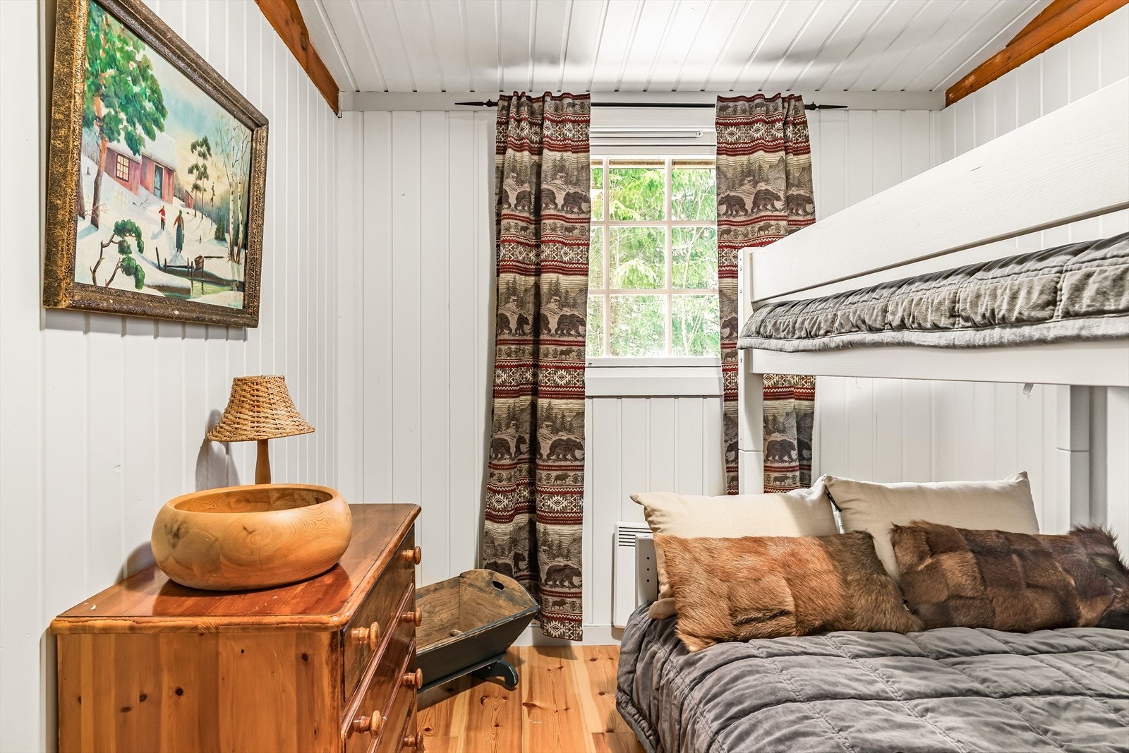 3651-3-1_004.jpg Galleribilde