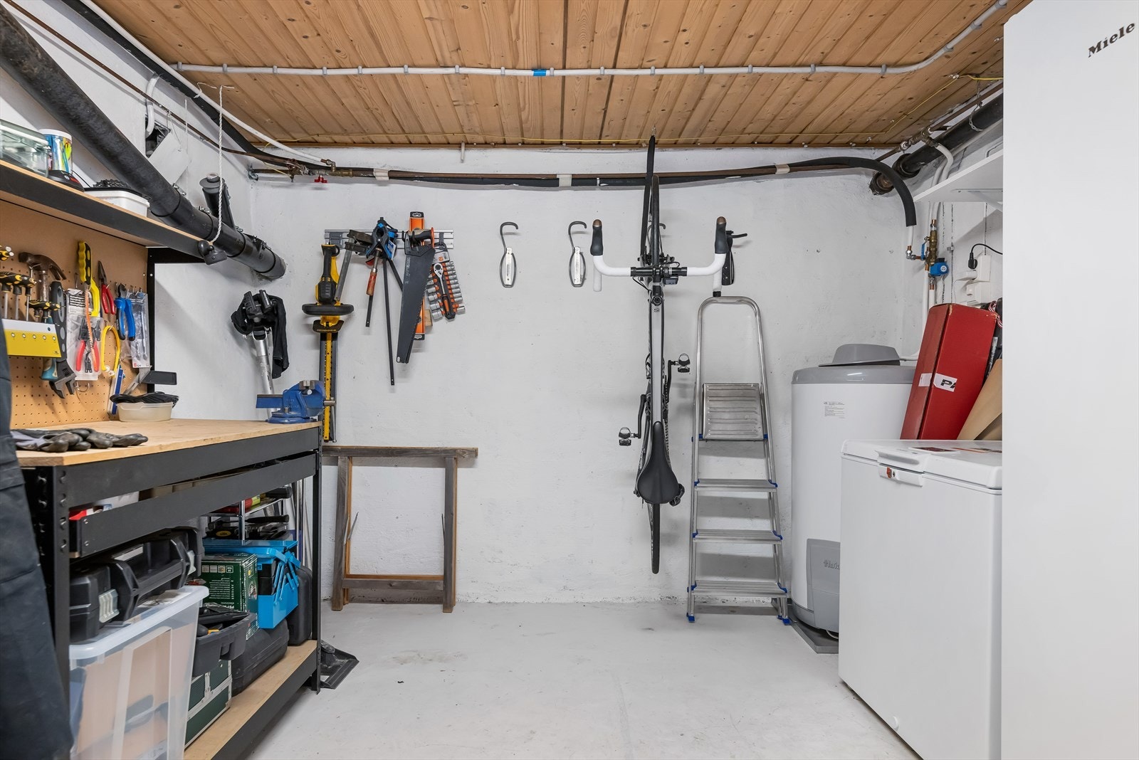 Kjellerbod 1 Galleribilde