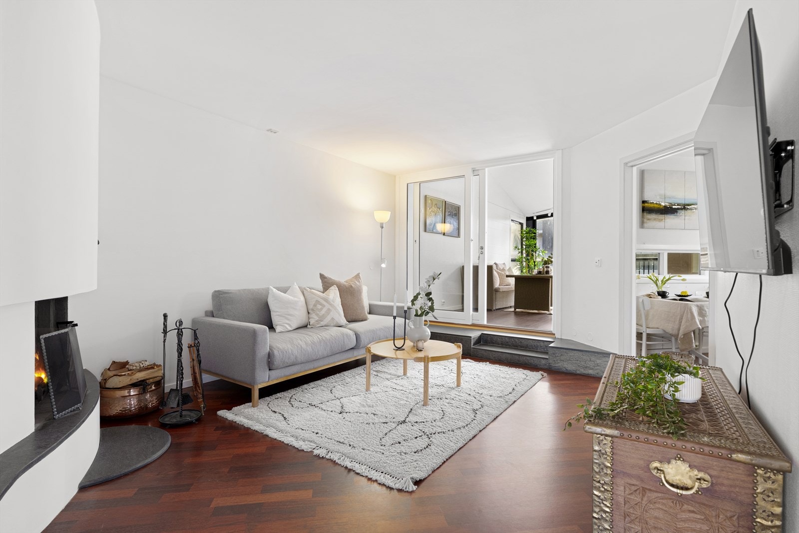 Rommer passer også som TV-krok med peis. Galleribilde