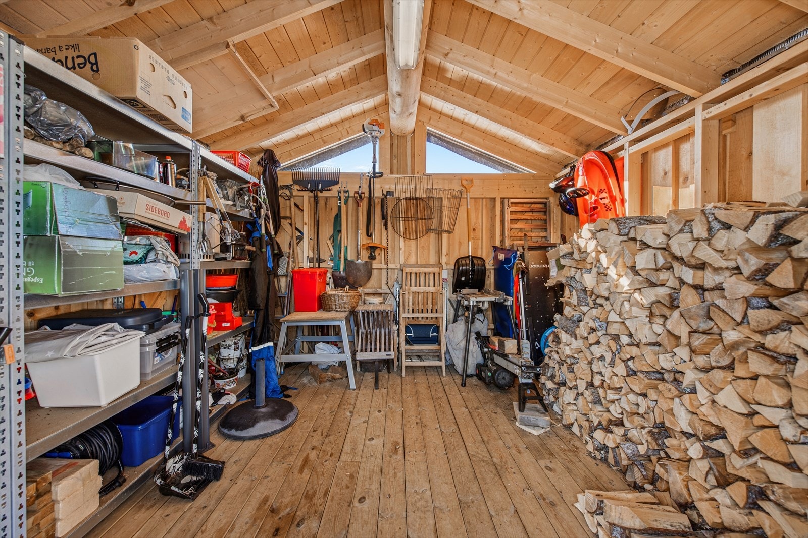 Perfekt med bod på fjellet. Galleribilde