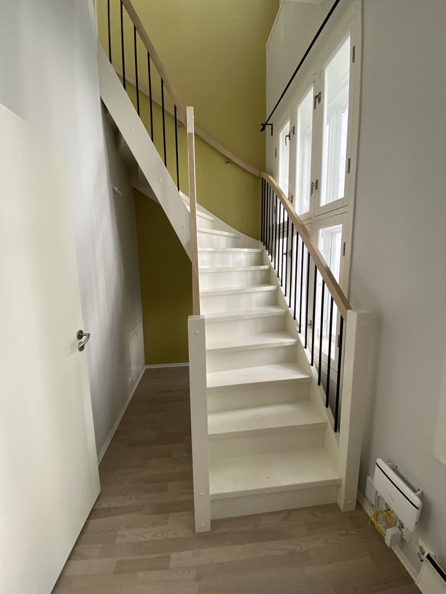 Trappen som binder 2 og etasje sammen Galleribilde