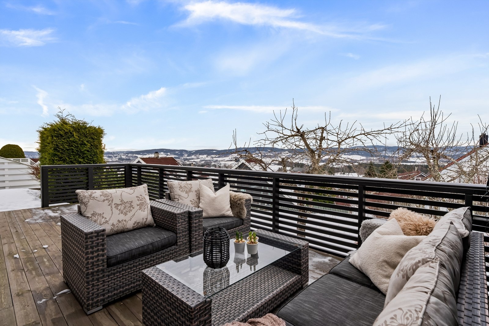 Dette er en innbydende og familievennlig enebolig med mange kvaliteter! Galleribilde