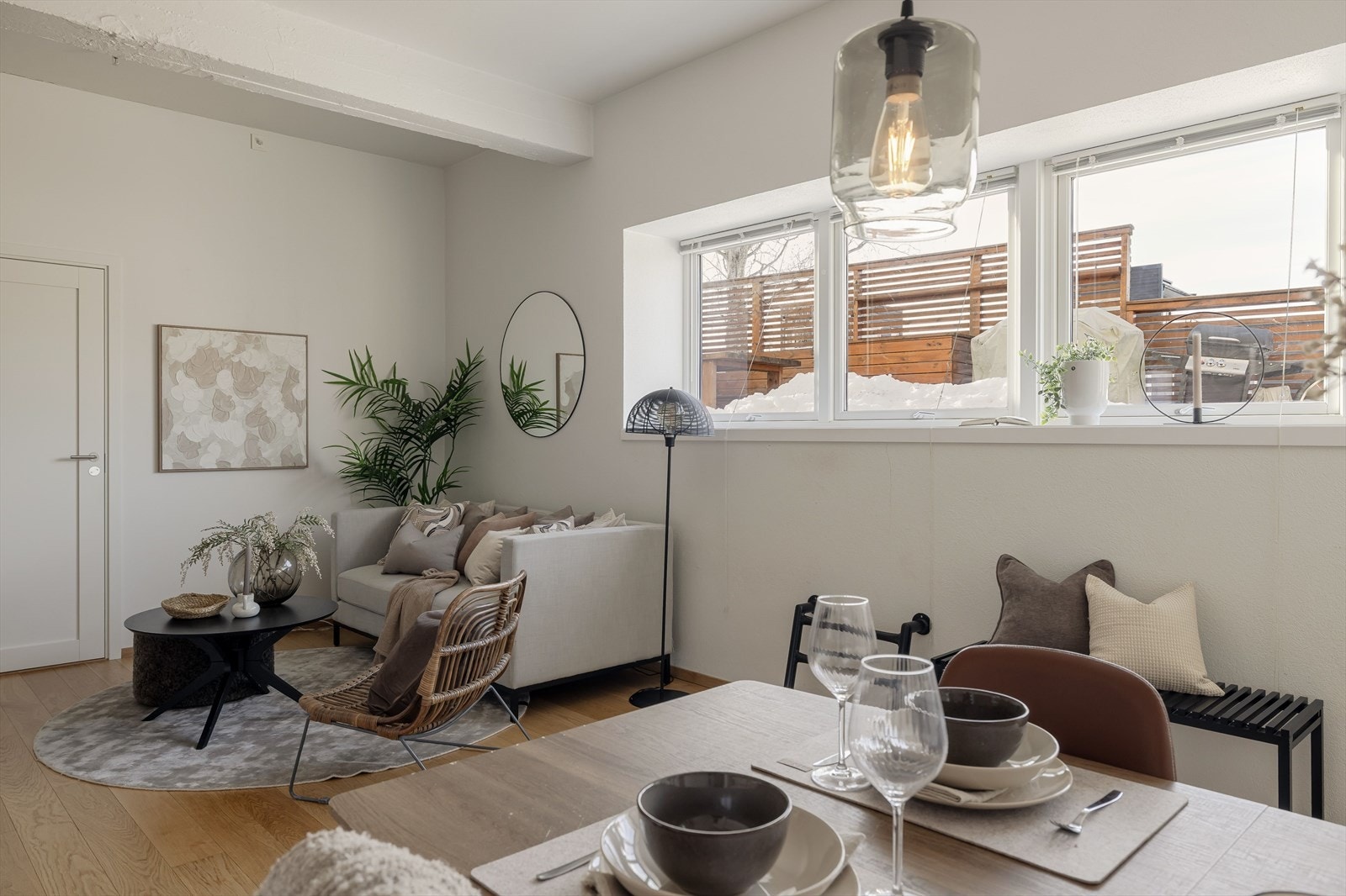 Her får du en lys og stilig 2-roms leilighet med standard fra 2018. Galleribilde