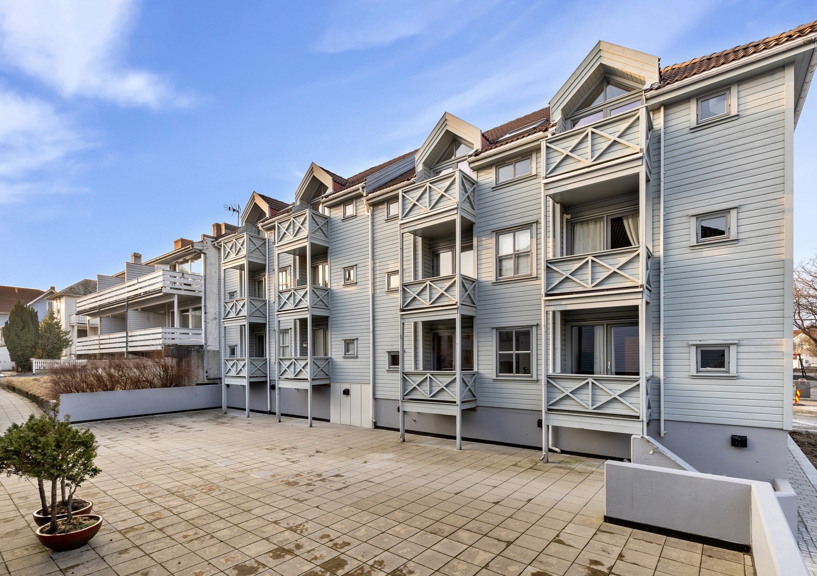 Søker du en urban tilstedeværelse med gangavstand til alle byens fasiliteter, så kan dette være leiligheten for deg. Galleribilde