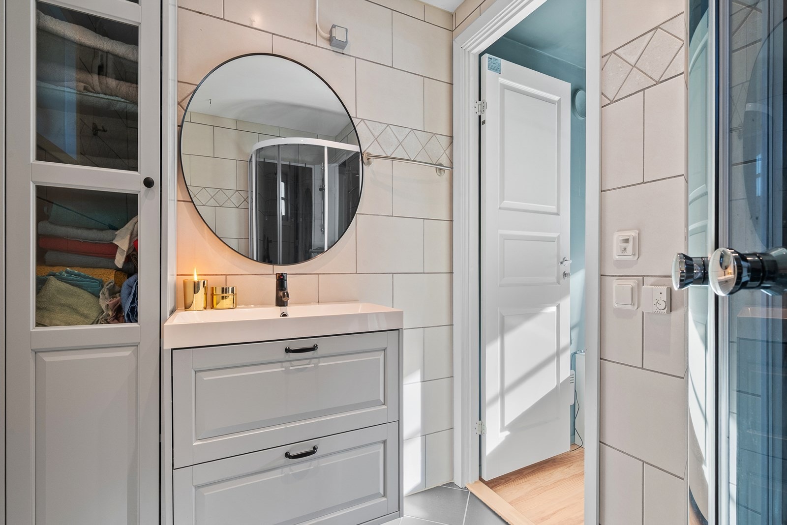 Badet er på 4,5 kvm. Galleribilde