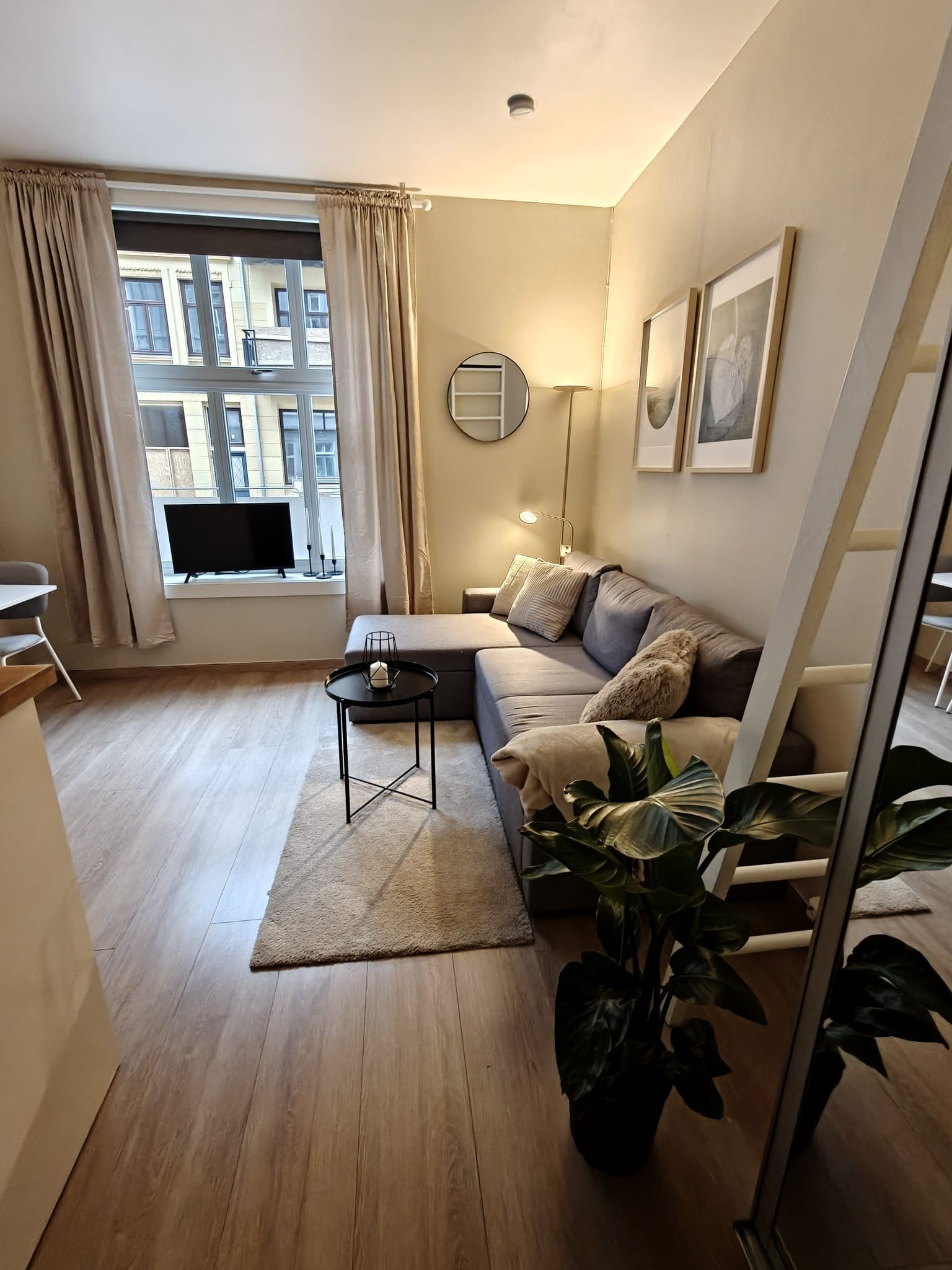 Stue/kjøkkendel med sovesofa Galleribilde