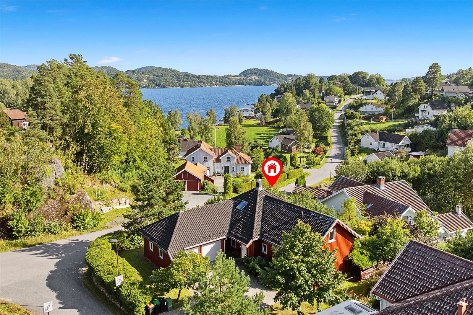 Eiendomsmegler Norge ved Atle Rex Lundgren presenterer Kotøyvegen 47 Galleribilde