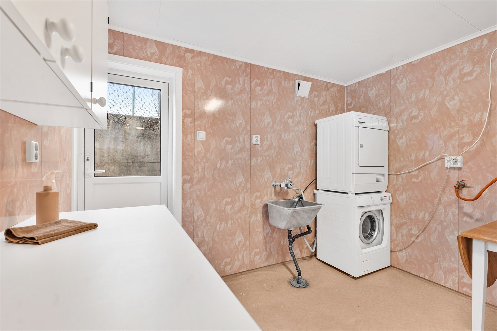 Vaskerom Galleribilde