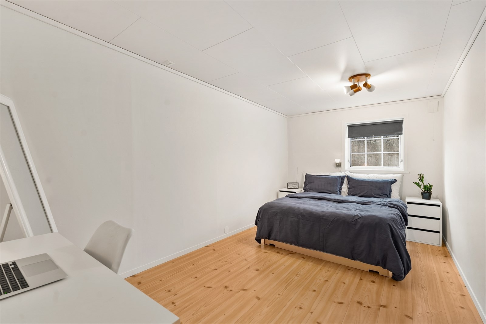 Hobbyrom, brukt som soverom (ikke godkjent) Galleribilde