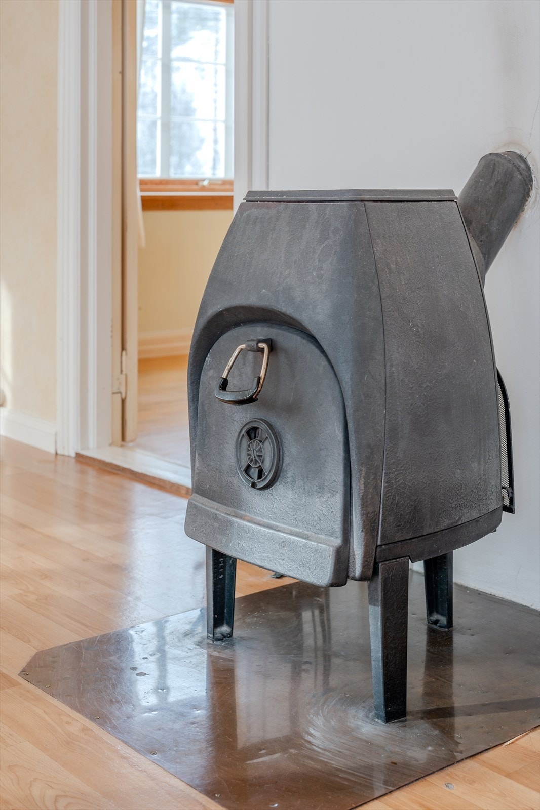 Eldre vedovn Galleribilde