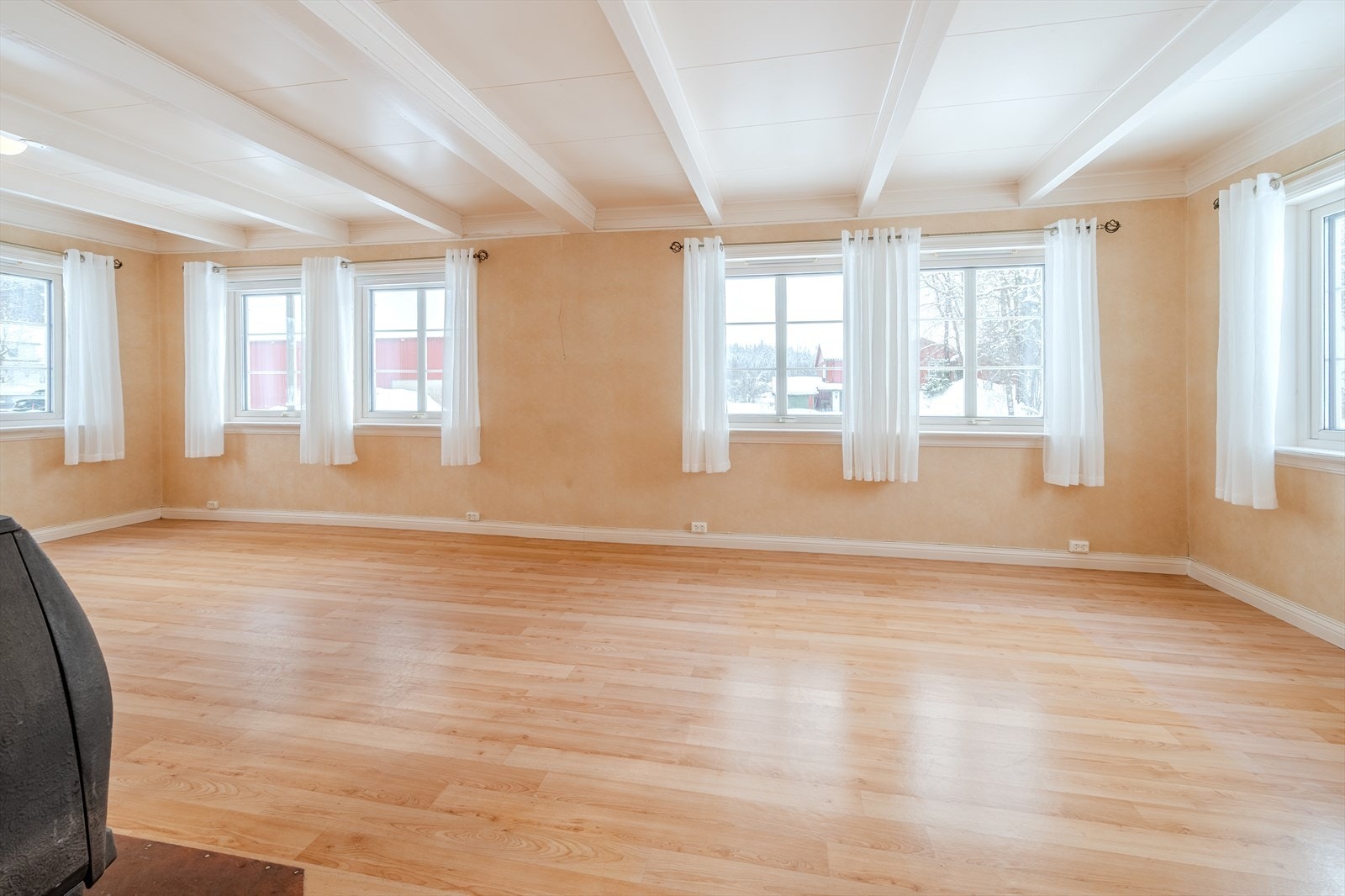 Stuen har godt med lysinnslipp Galleribilde